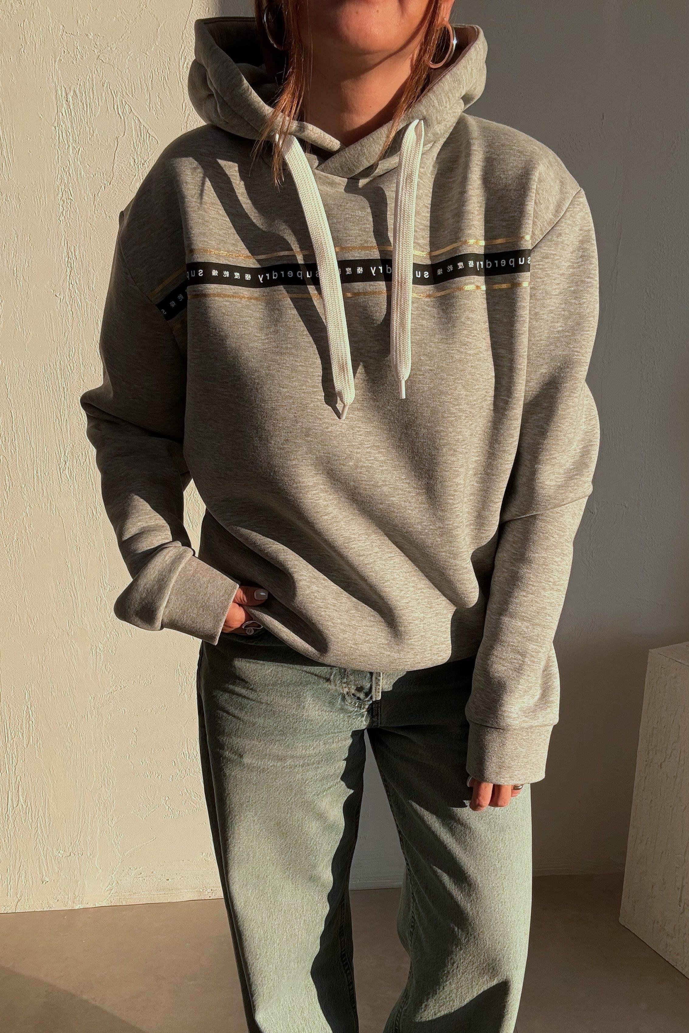 Gri Kapşonlu Sweatshirt 