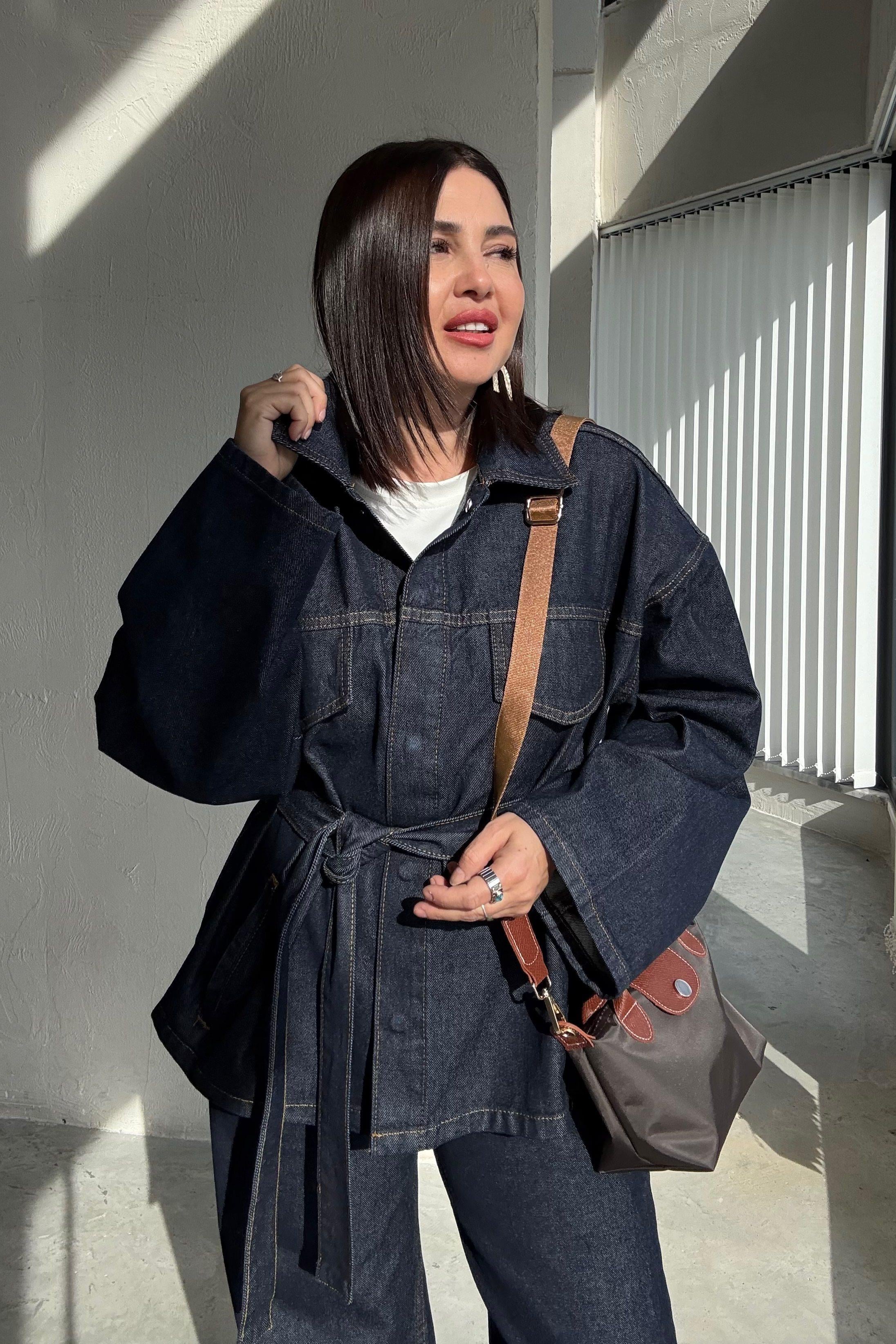 Koyu Lacivert Cepli Denim Ceket 