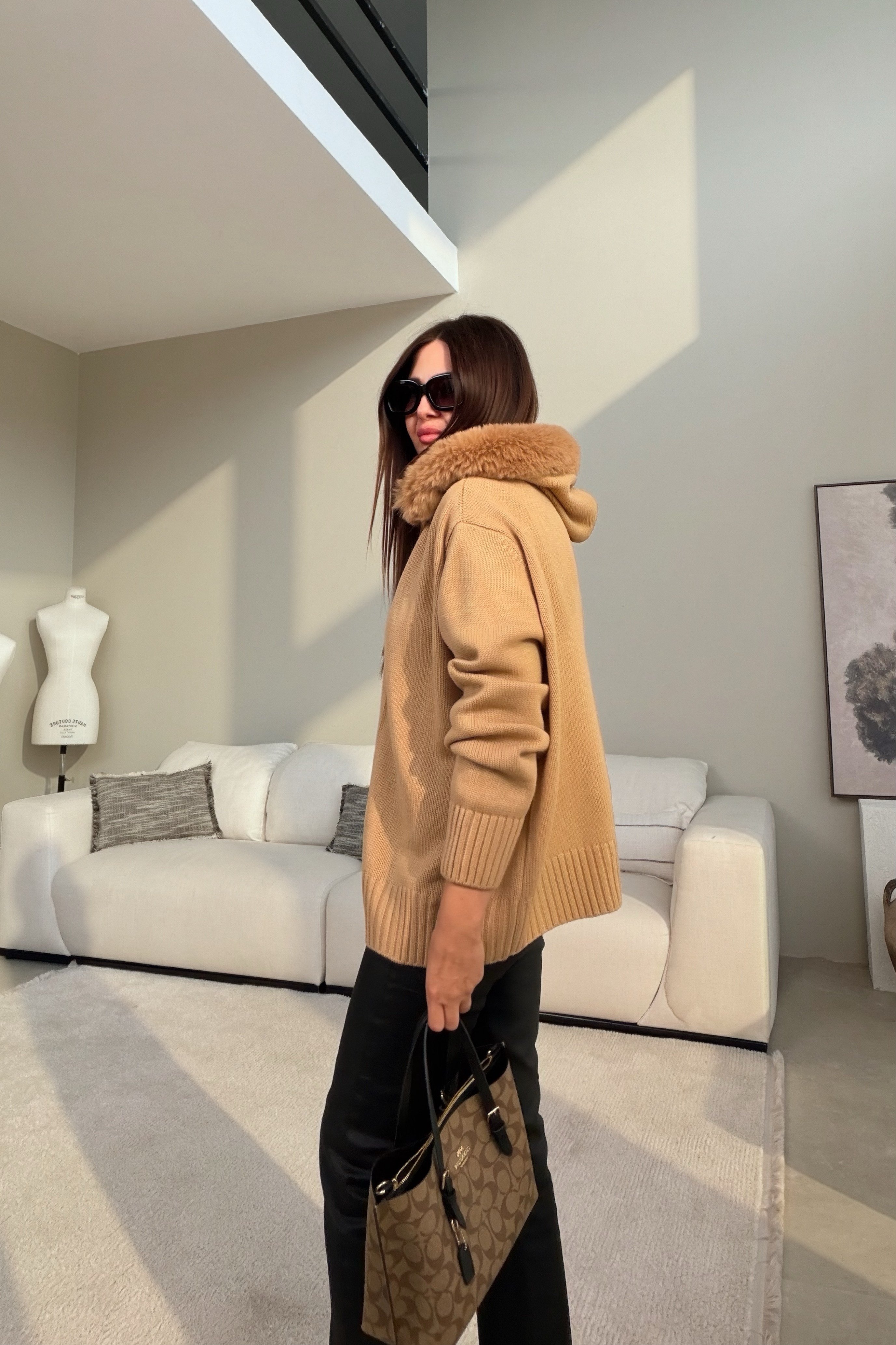 Kürk Yaka Kapüşonlu Hırka CAMEL