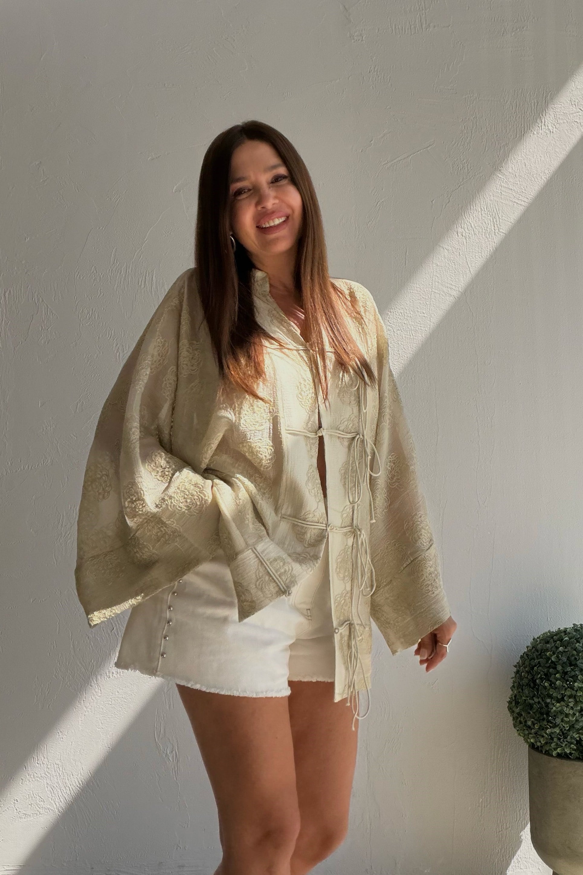 Nakış İşlemeli Kimono ADA ÇAYI