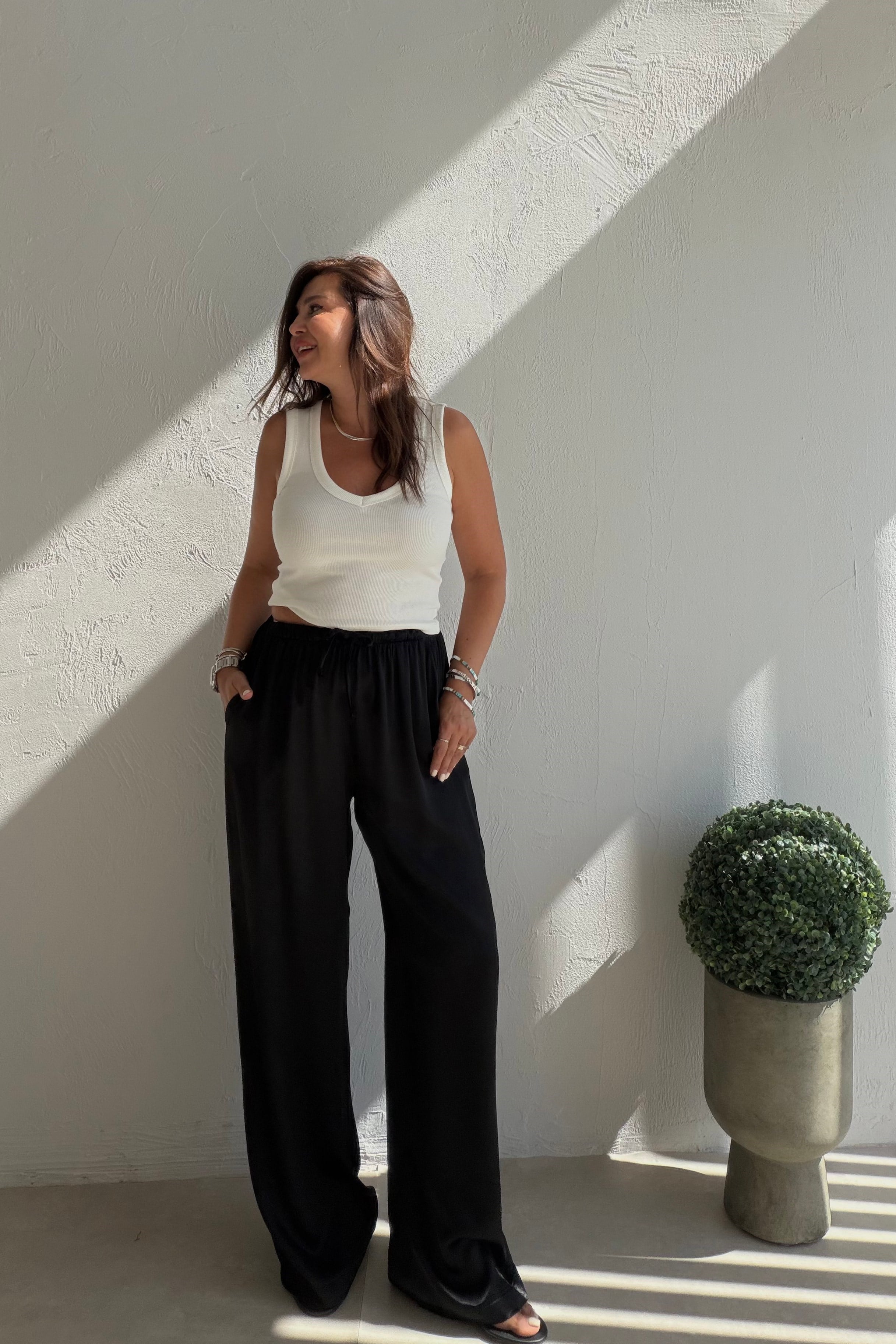 Saten Dökümlü Pantalon SİYAH