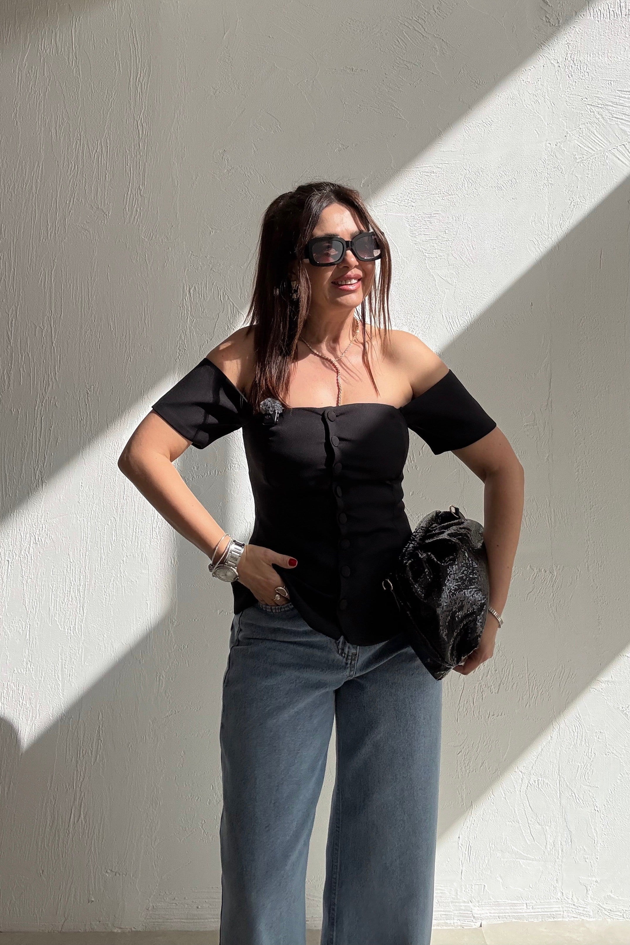 Siyah Düğmeli Büstiyer Bluz 