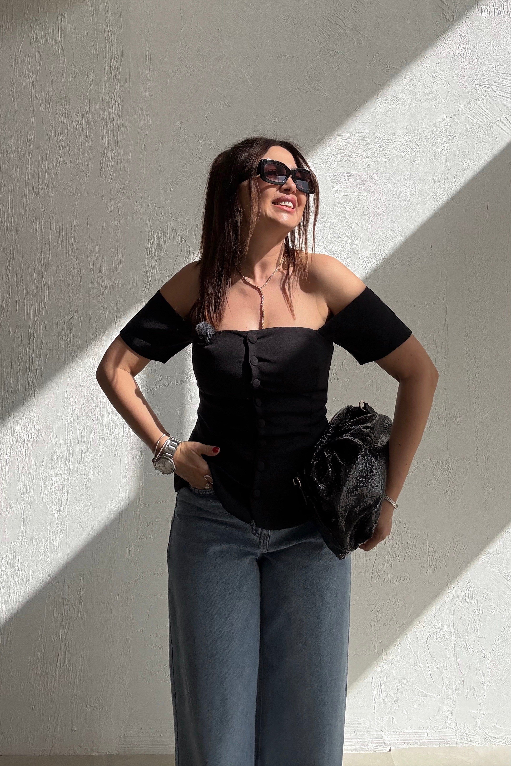 Siyah Düğmeli Büstiyer Bluz 