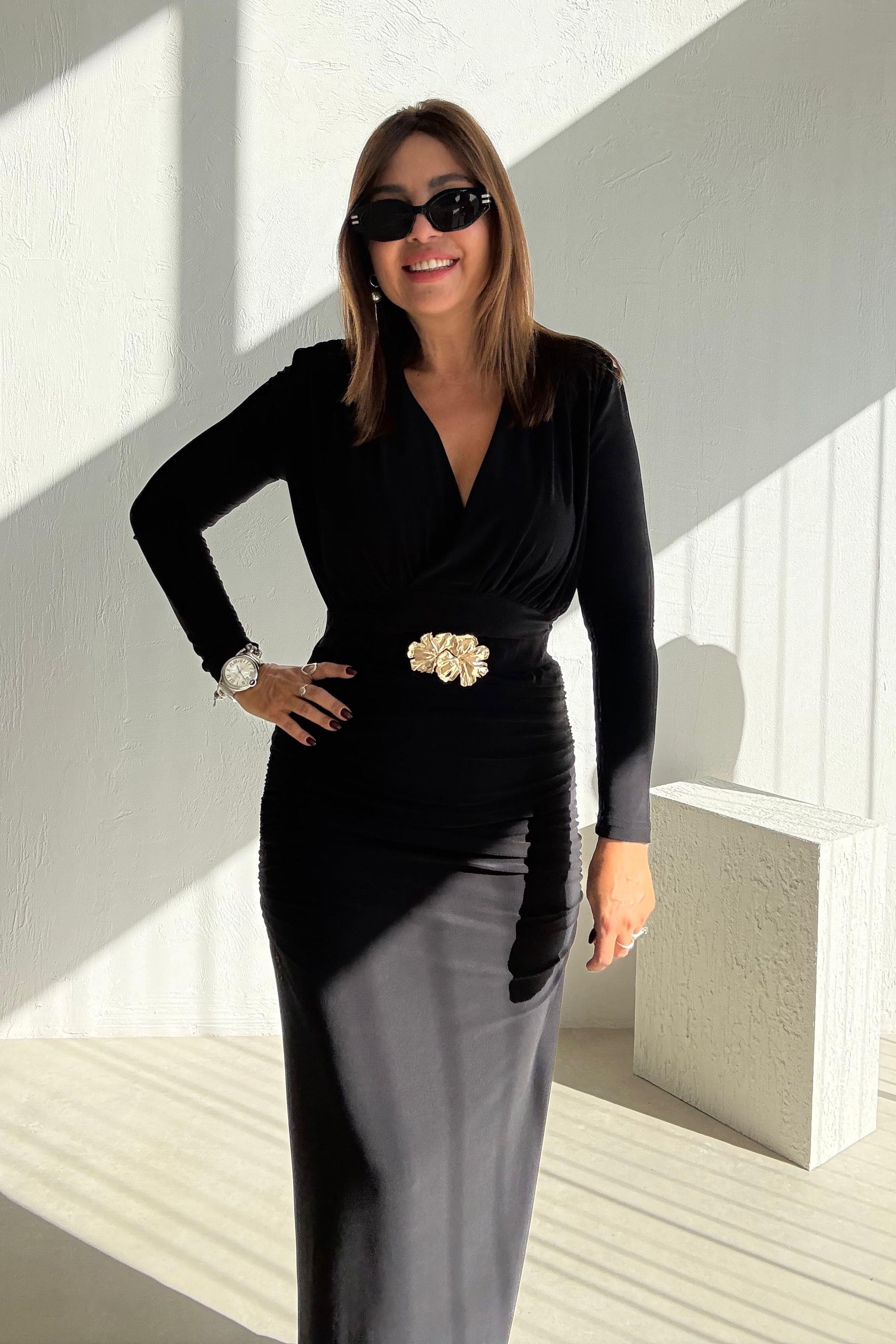 Siyah Gold Kemerli Elbise 