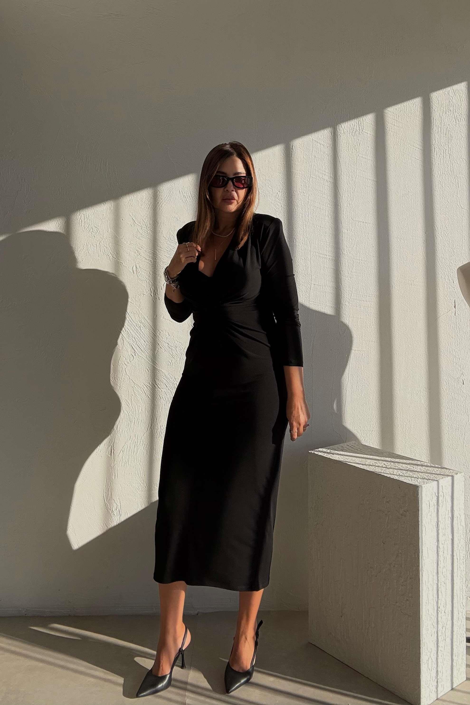 Siyah Midi Boy Elbise 