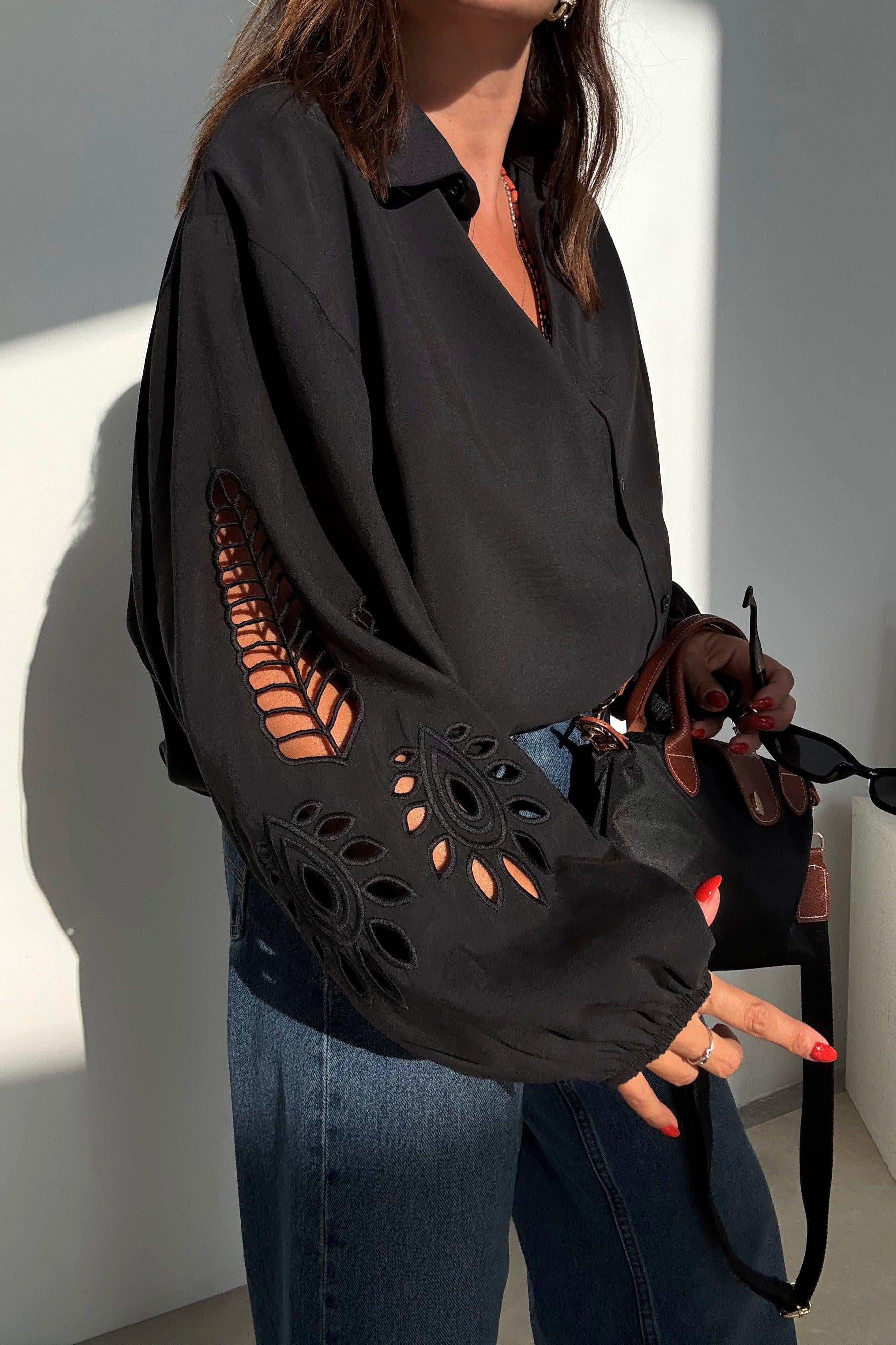 Siyah Oversize Nakışlı Gömlek 