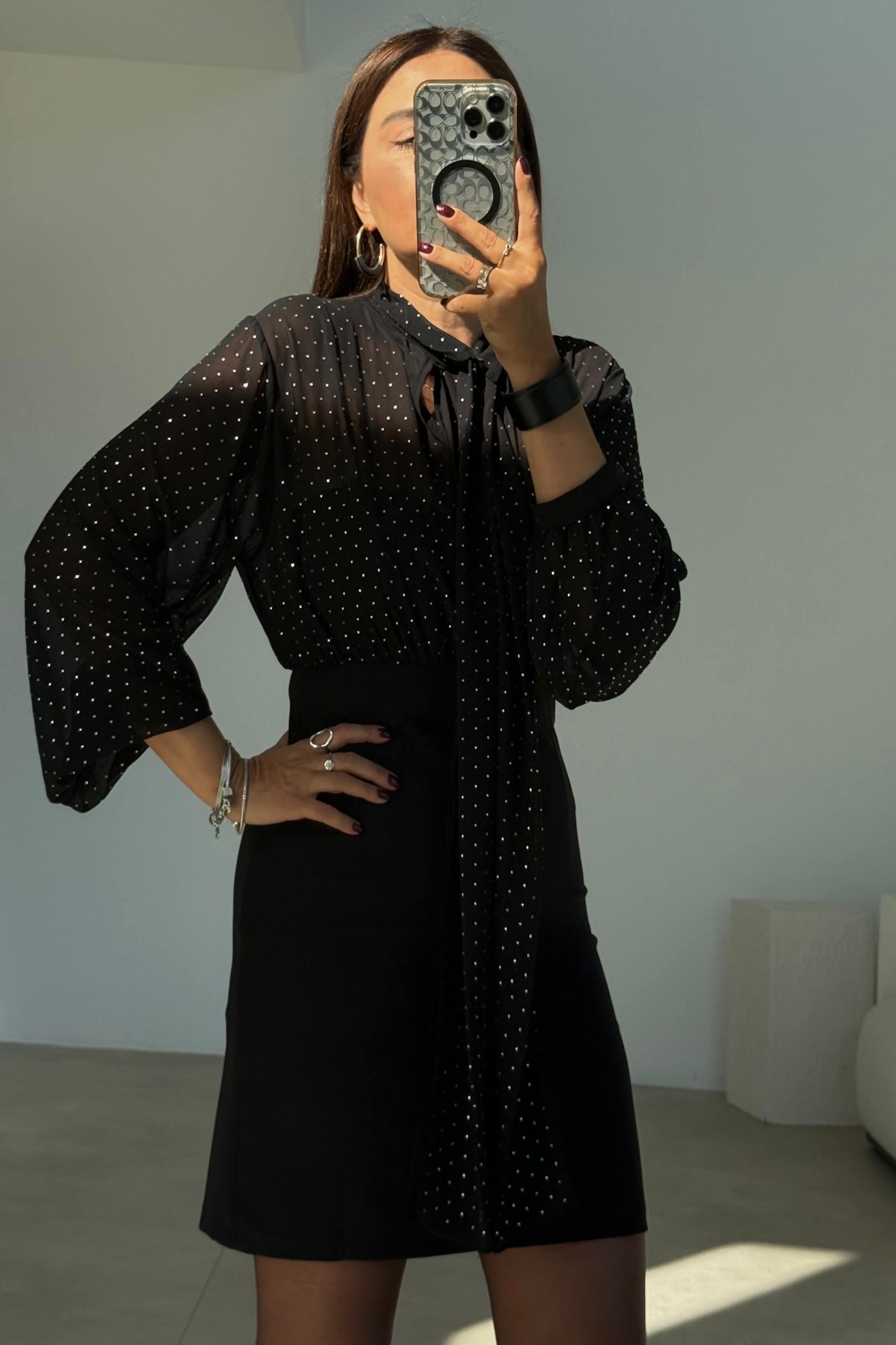 Siyah Taşlı Elbise 