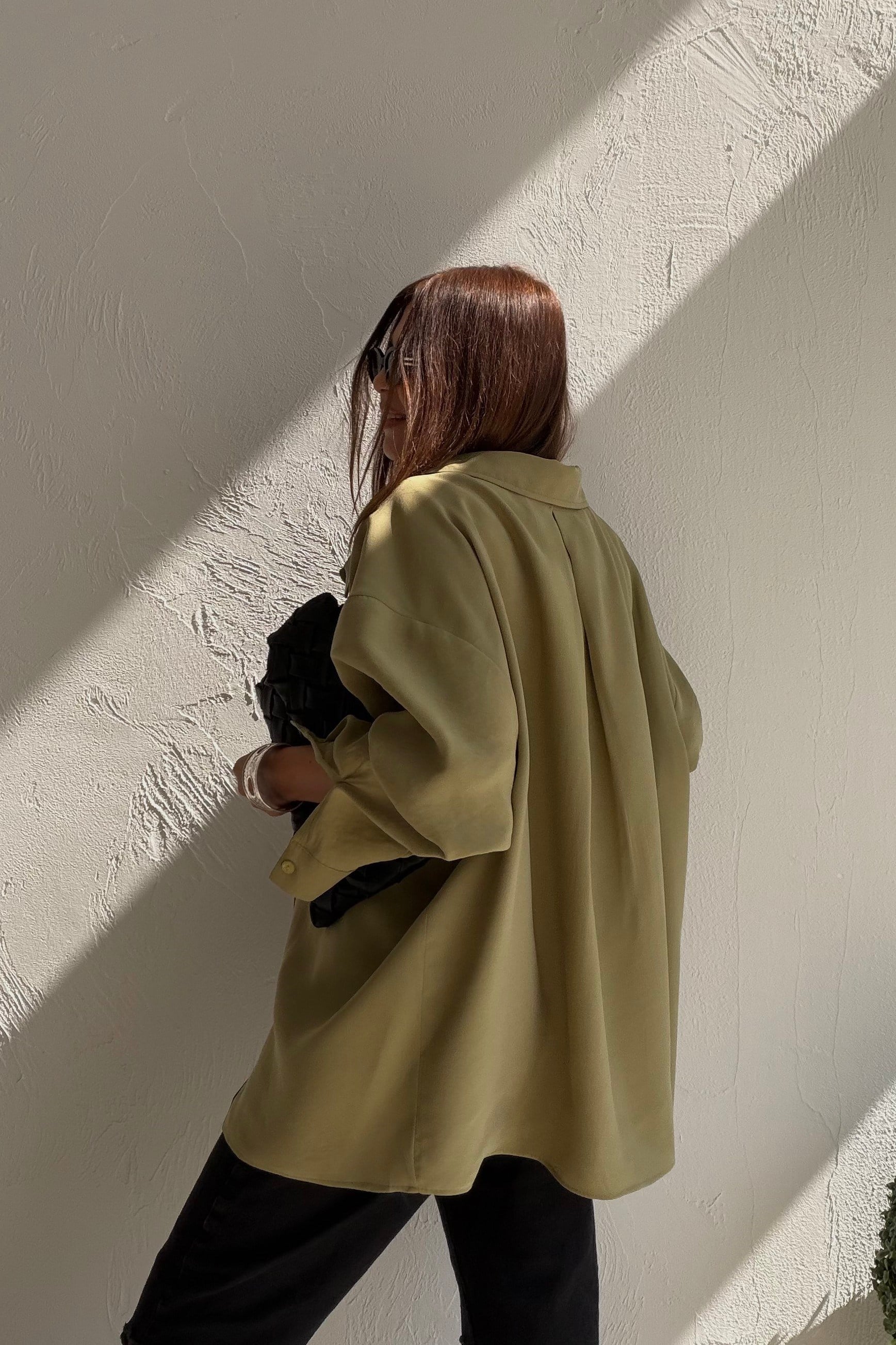 Tek Cebli Oversize Gömlek OİL
