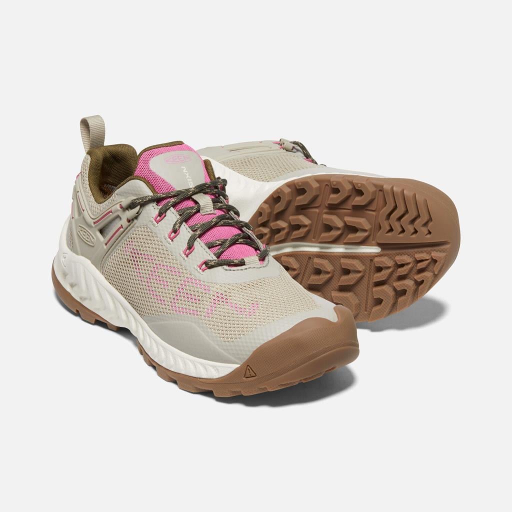 Keen 1025914 NXIS Evo WP Plaza Taupe/Ibis Rose Kadın Outdoor Ayakkabı