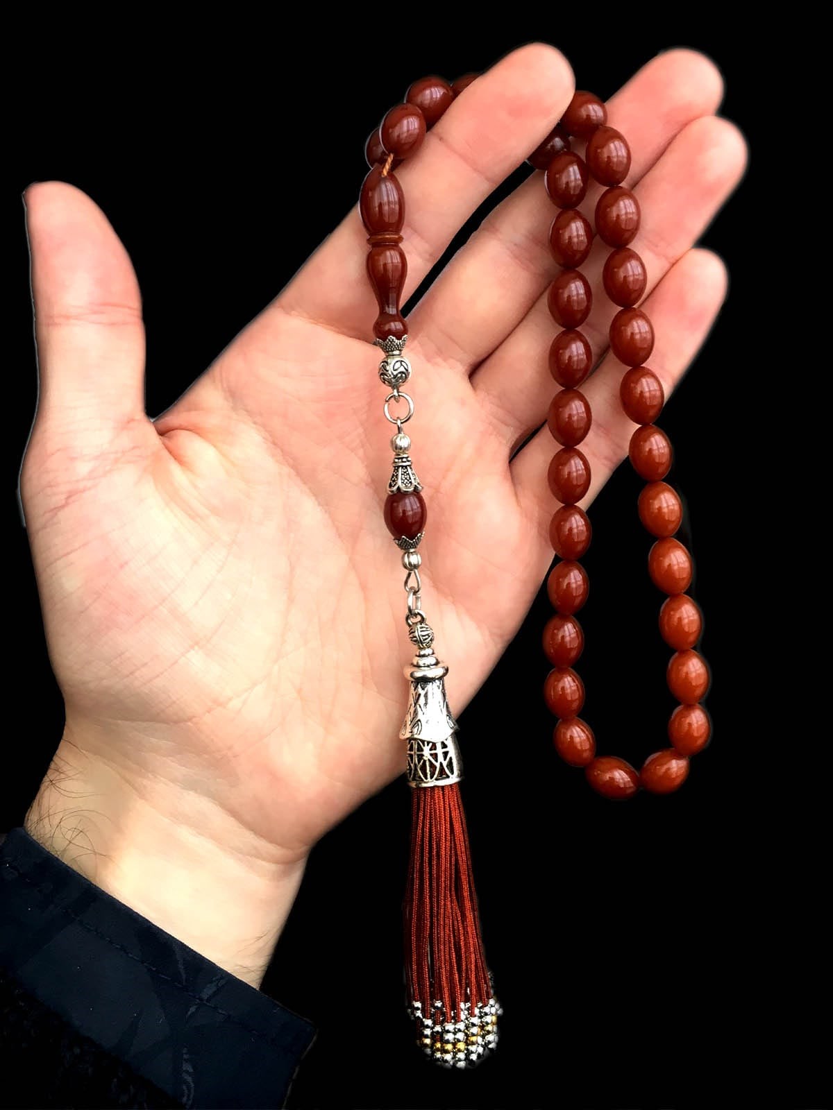 Kahverengi Renk Sıkma Kehribar Özel Püsküllü