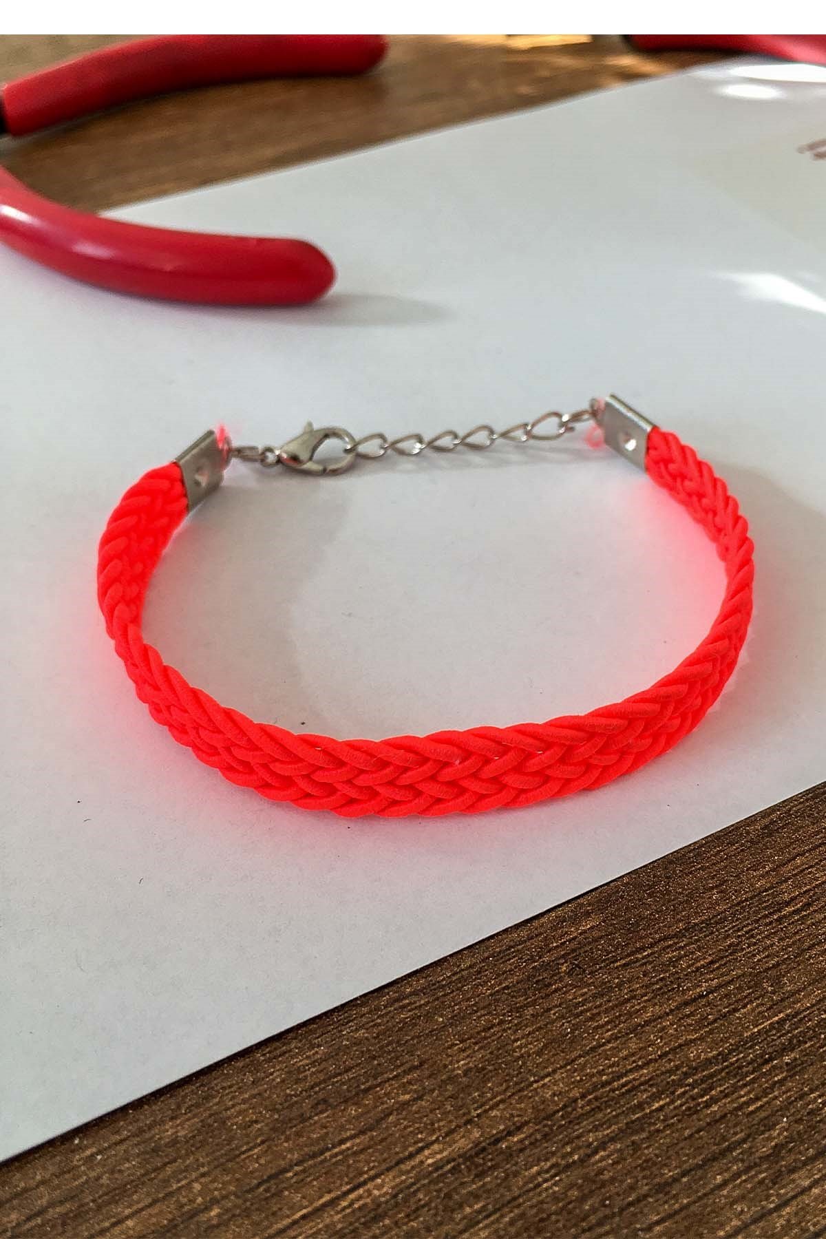 Turuncu Renk Örme Kadın Bileklik