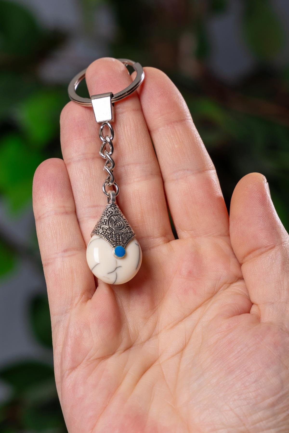 Yuvarlak Beyaz Renk Anahtarlık