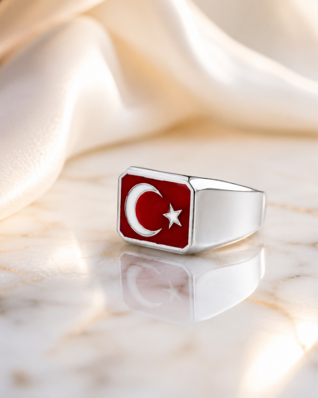 Ay Yıldız Mineli Gümüş Erkek Yüzük