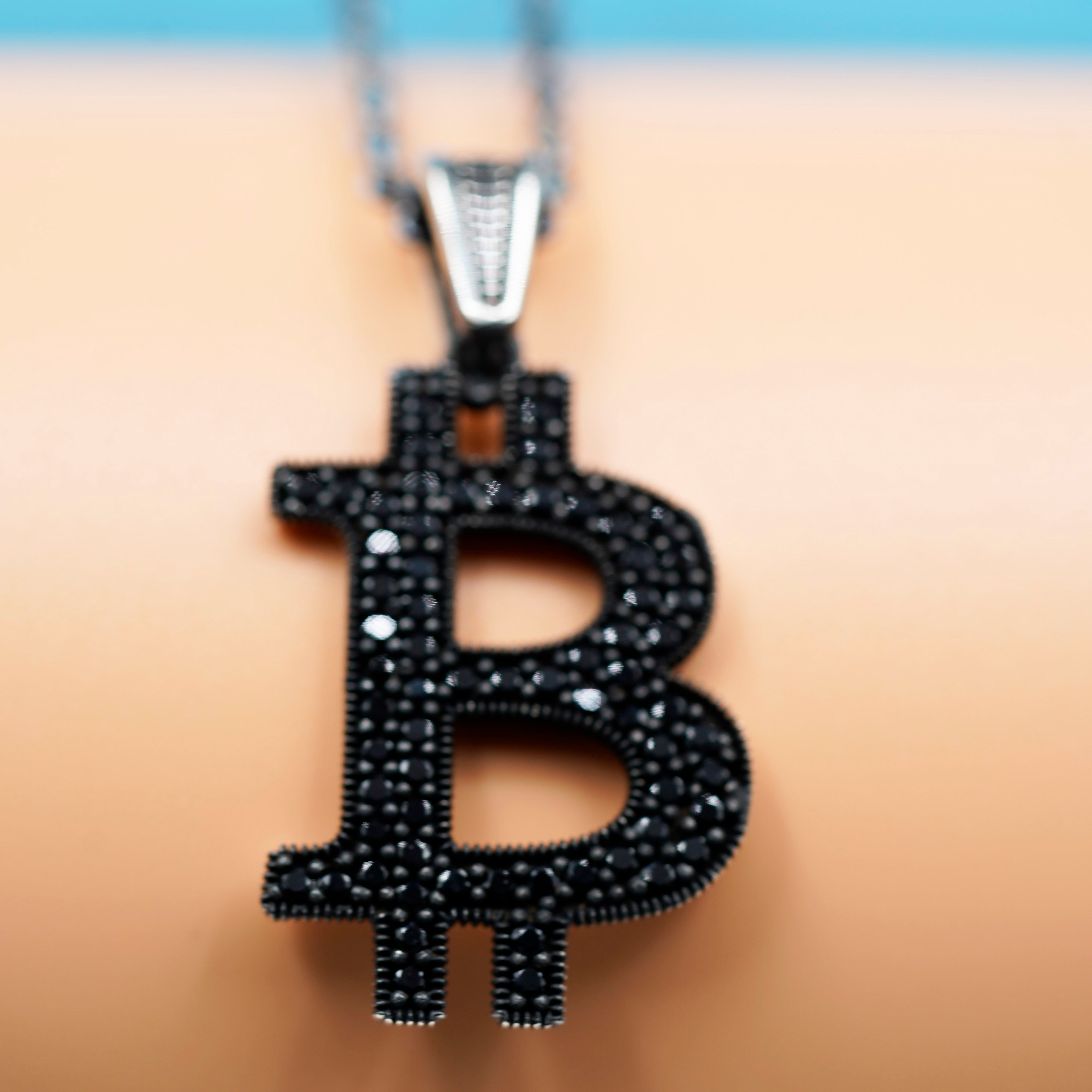 Bitcoin Gümüş Kolye