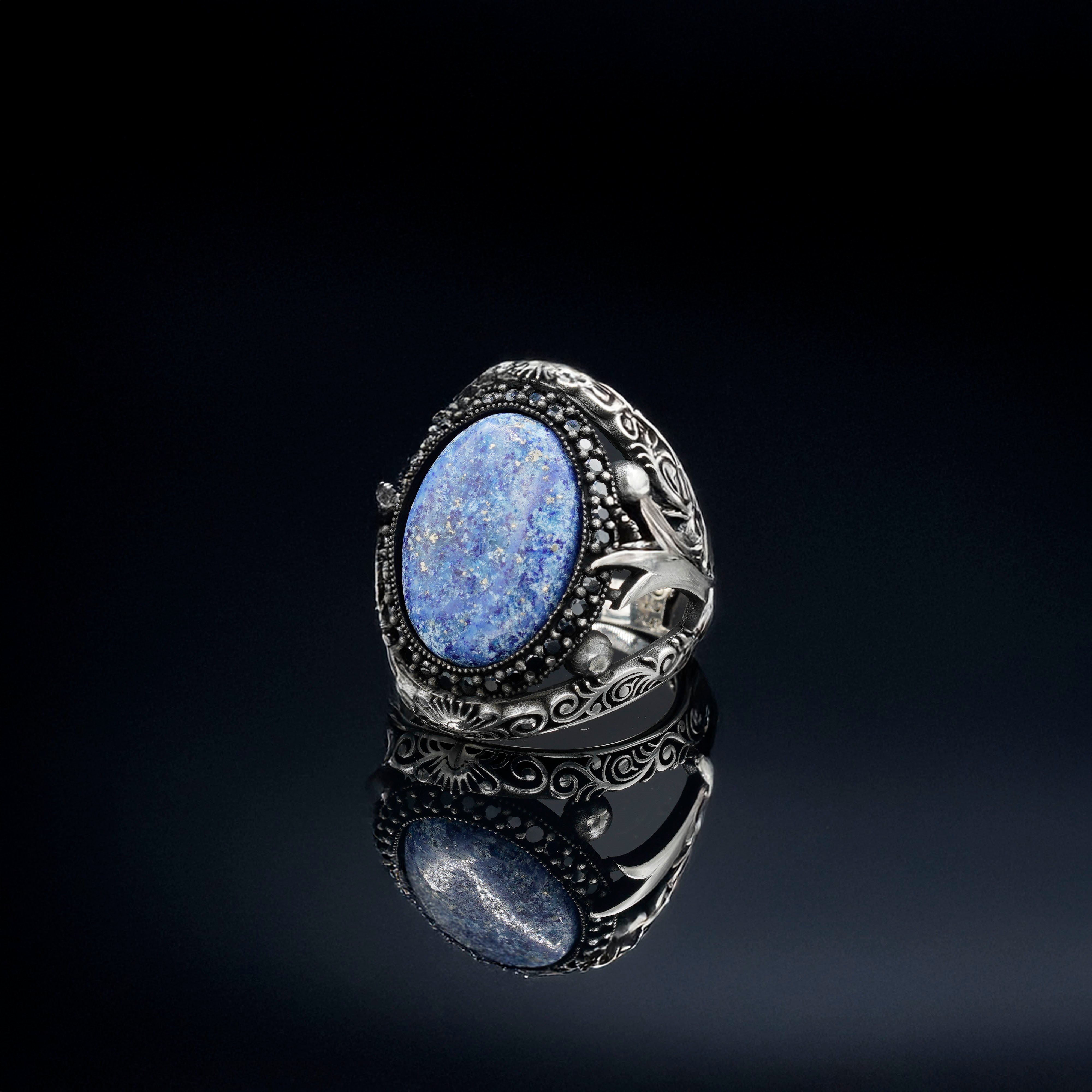 Glamorous Ring