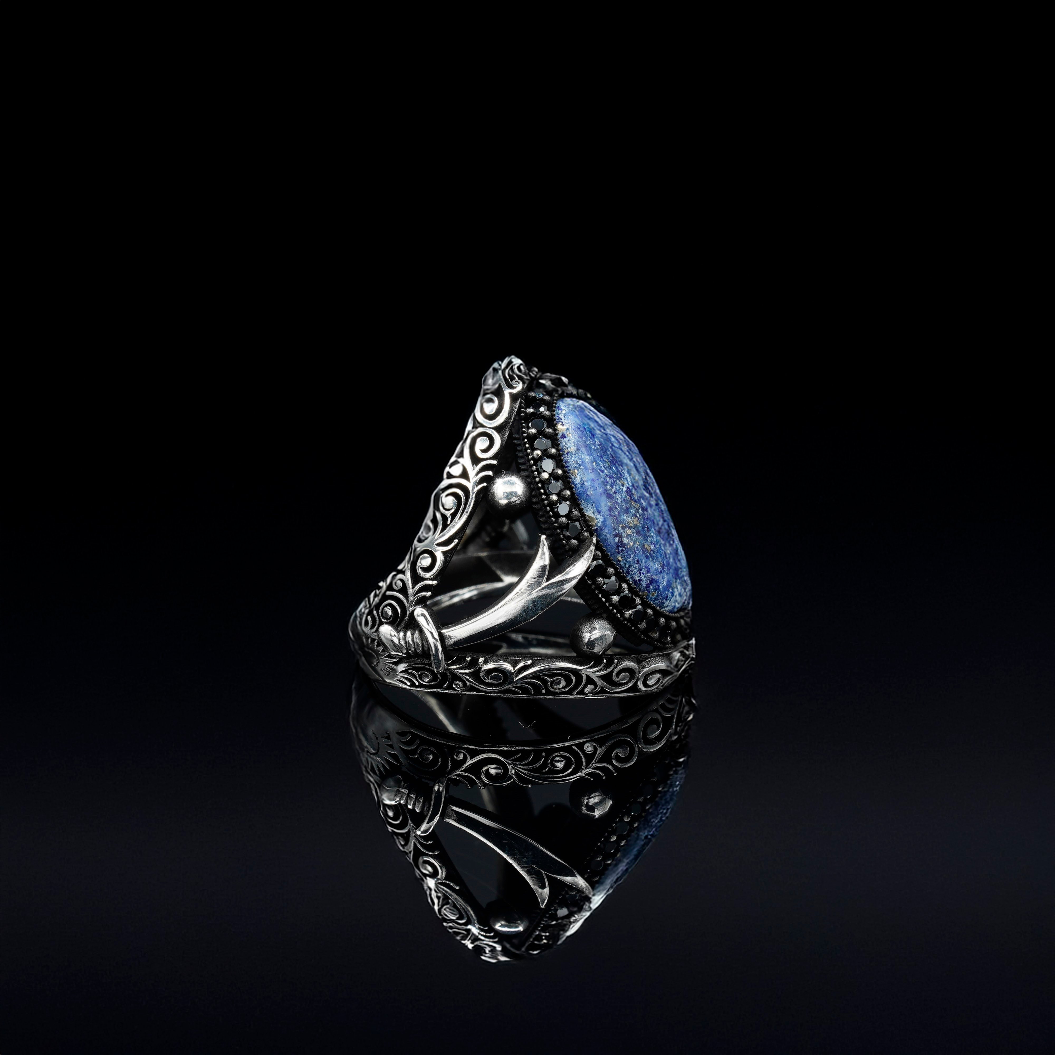 Glamorous Ring