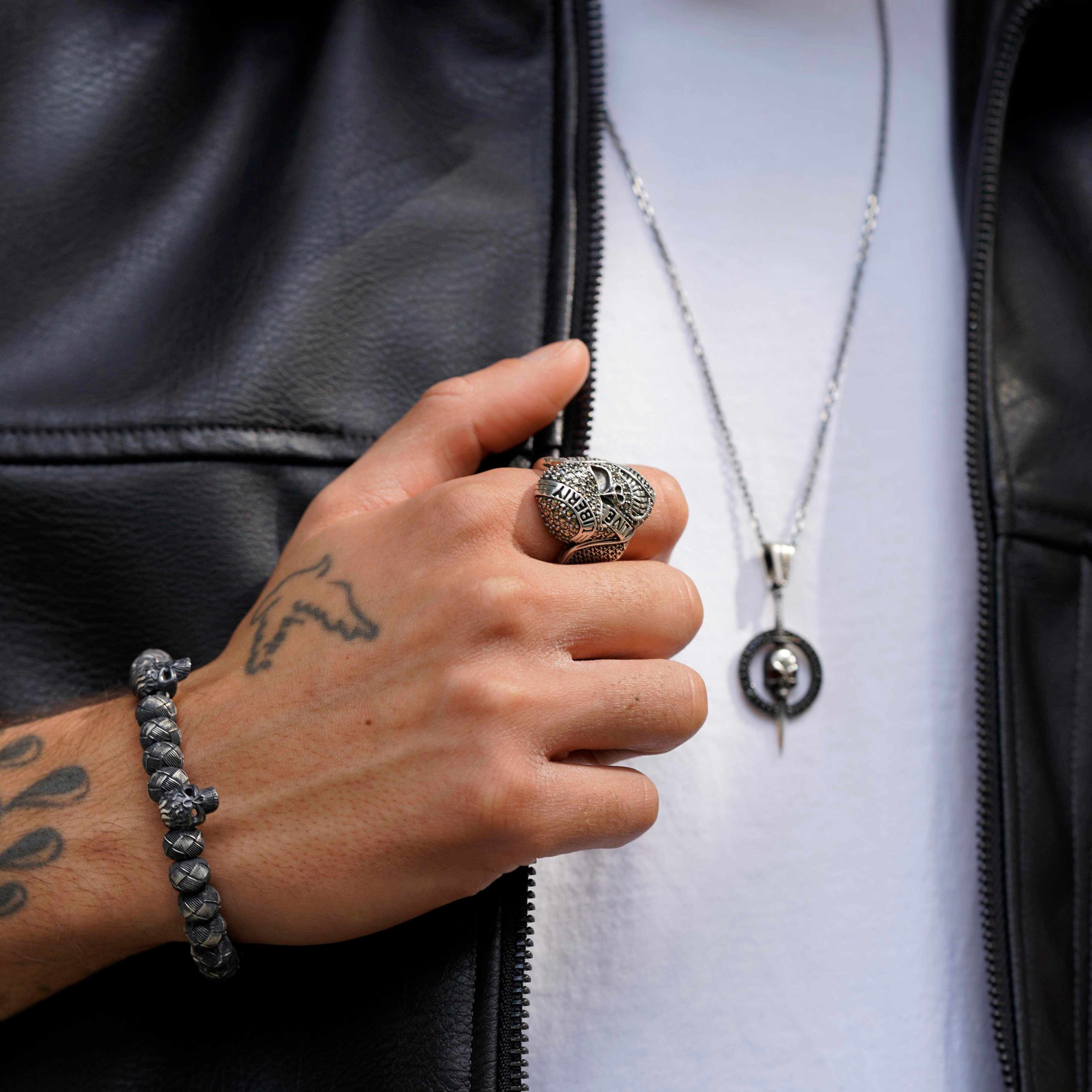 Luxury 2 Skulls Oxidized Silver Bracelet