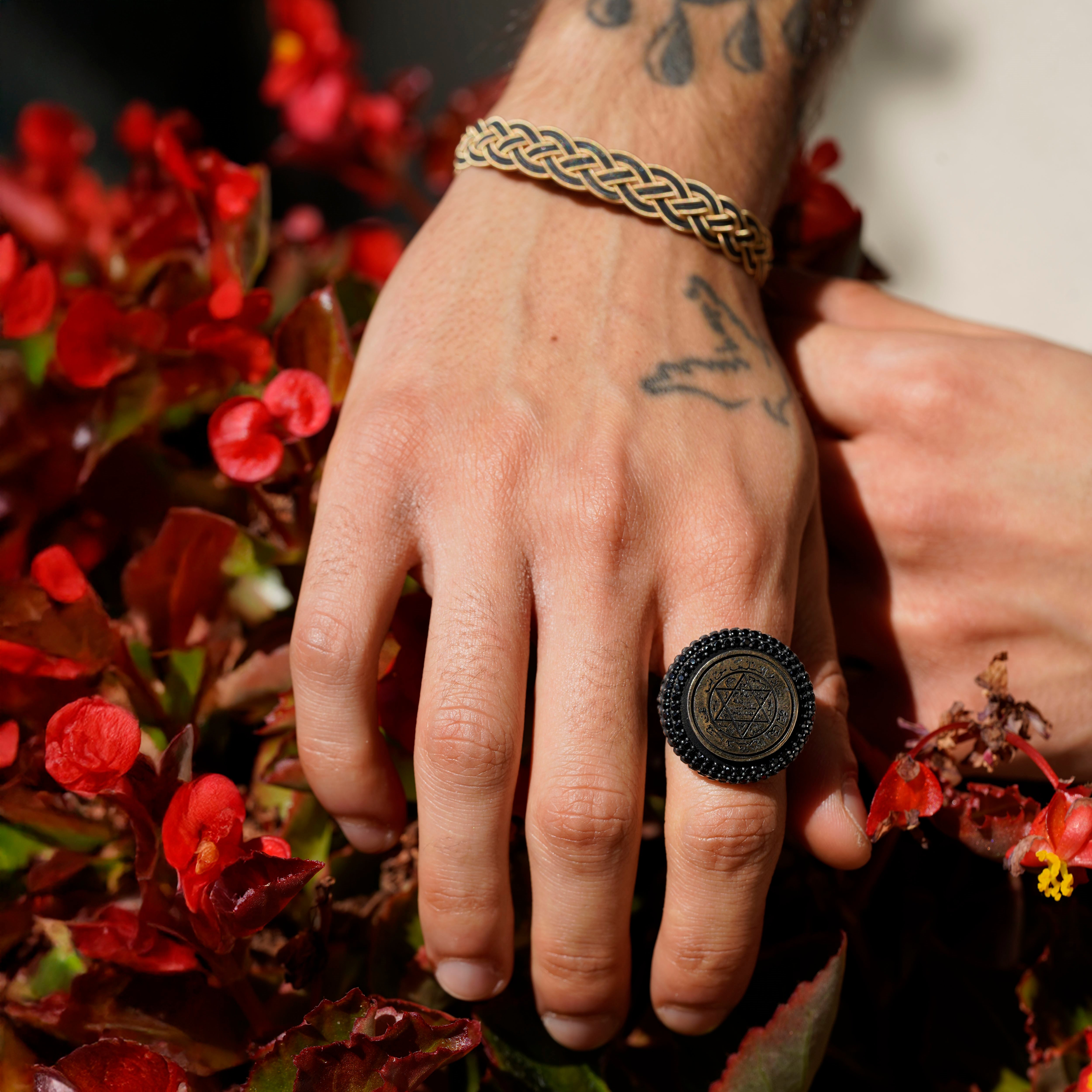 Luxury Black Ring