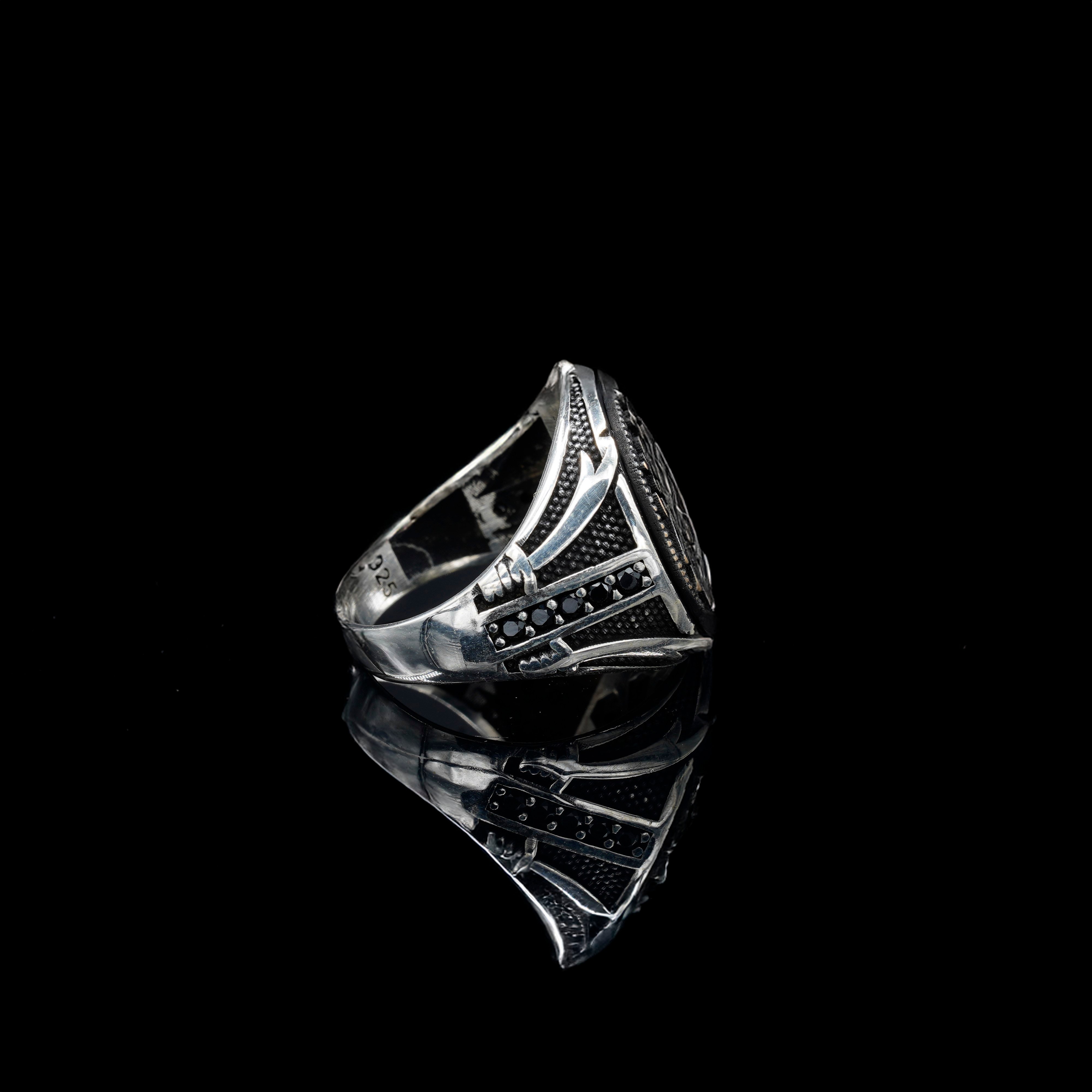 Luxury Elegant Ring