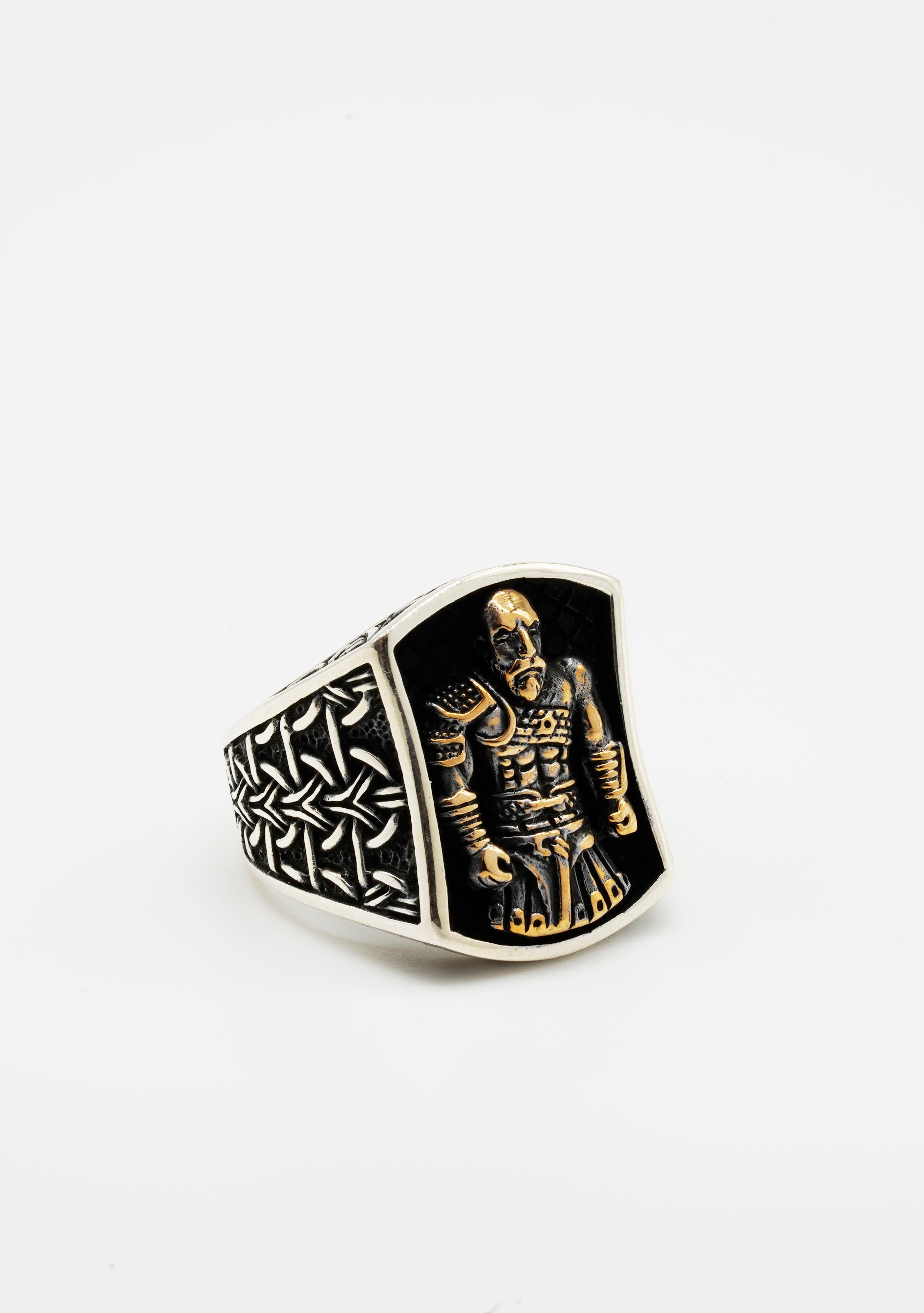 Luxury King Skull Ring
