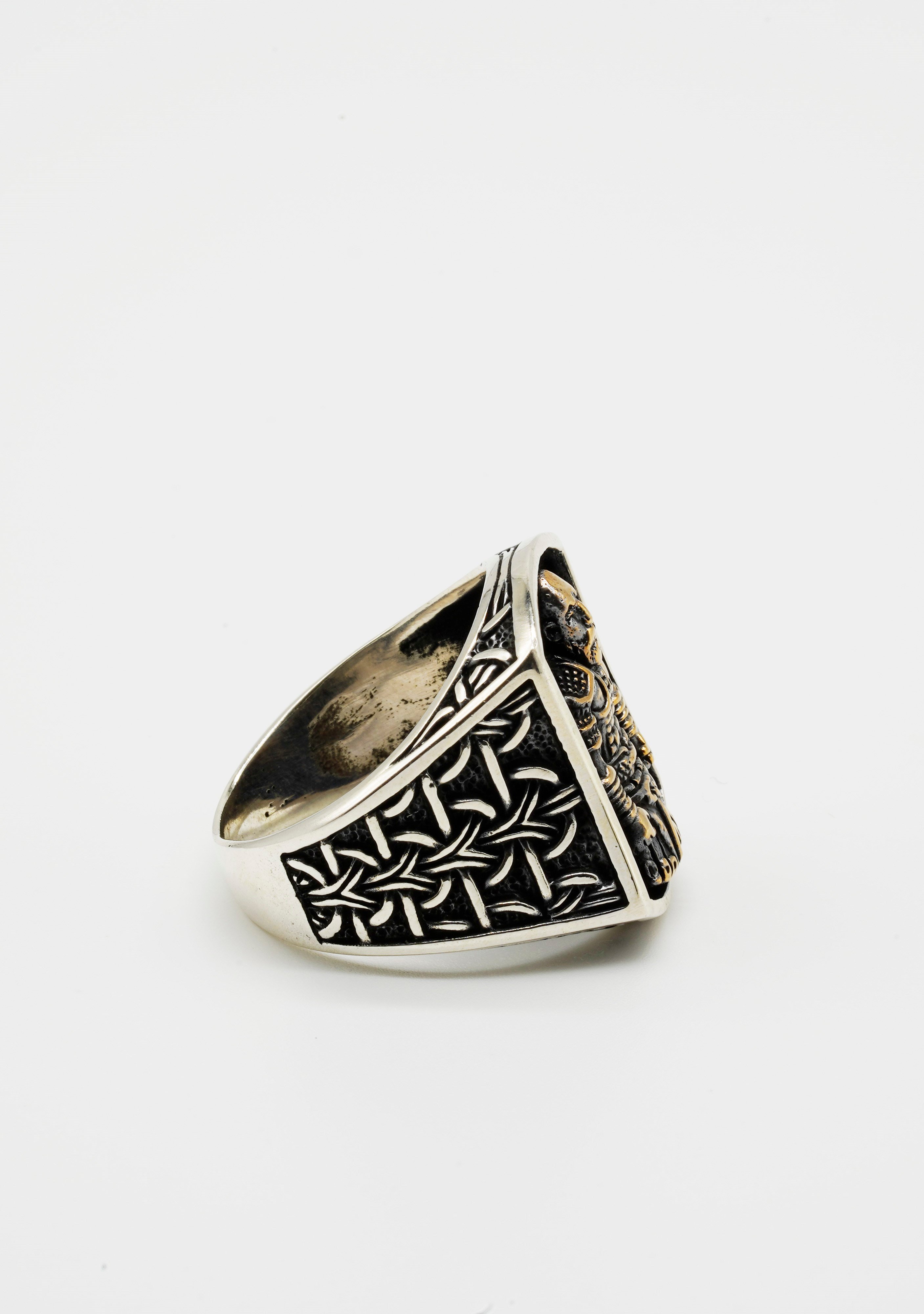 Luxury King Skull Ring