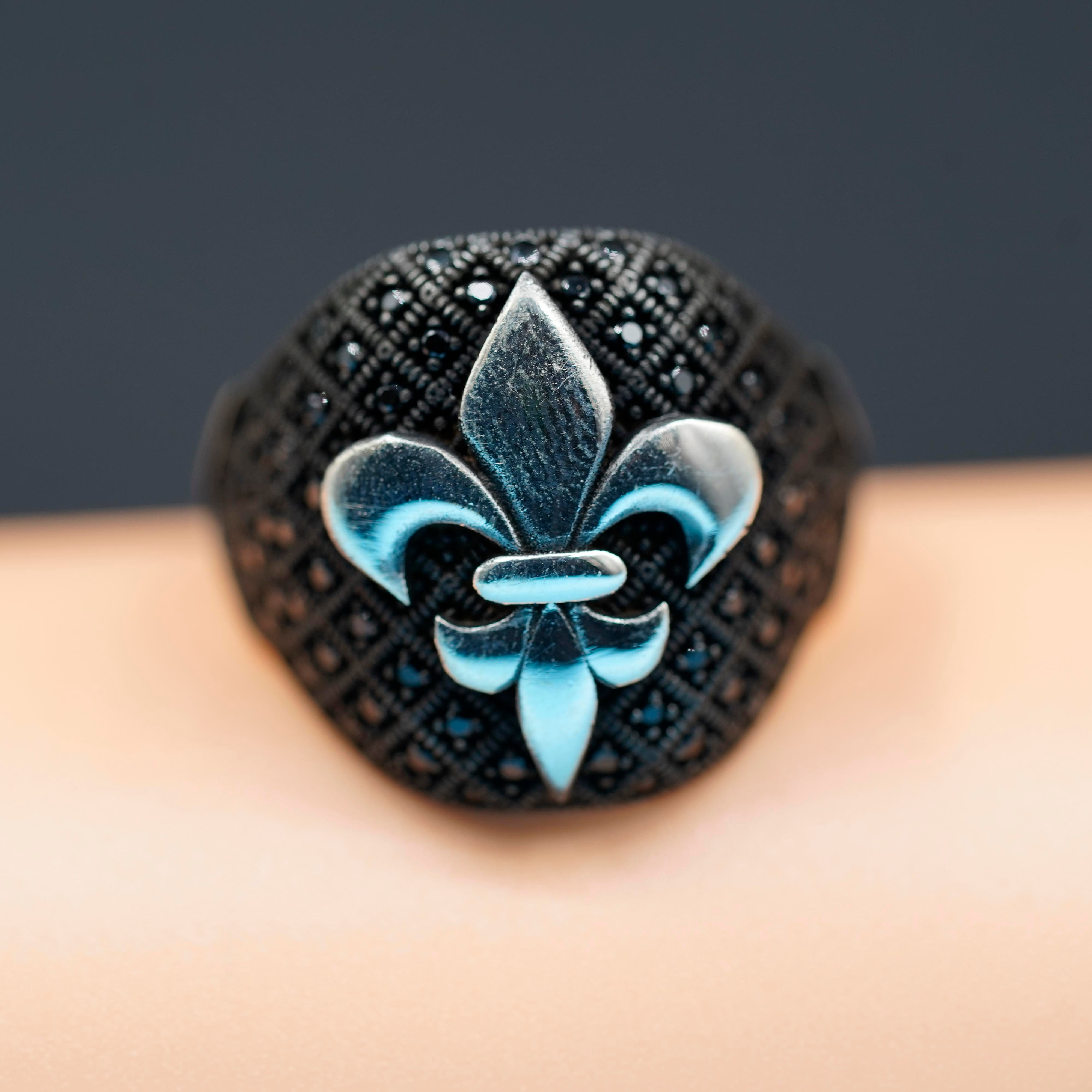 Luxury Lily Ring