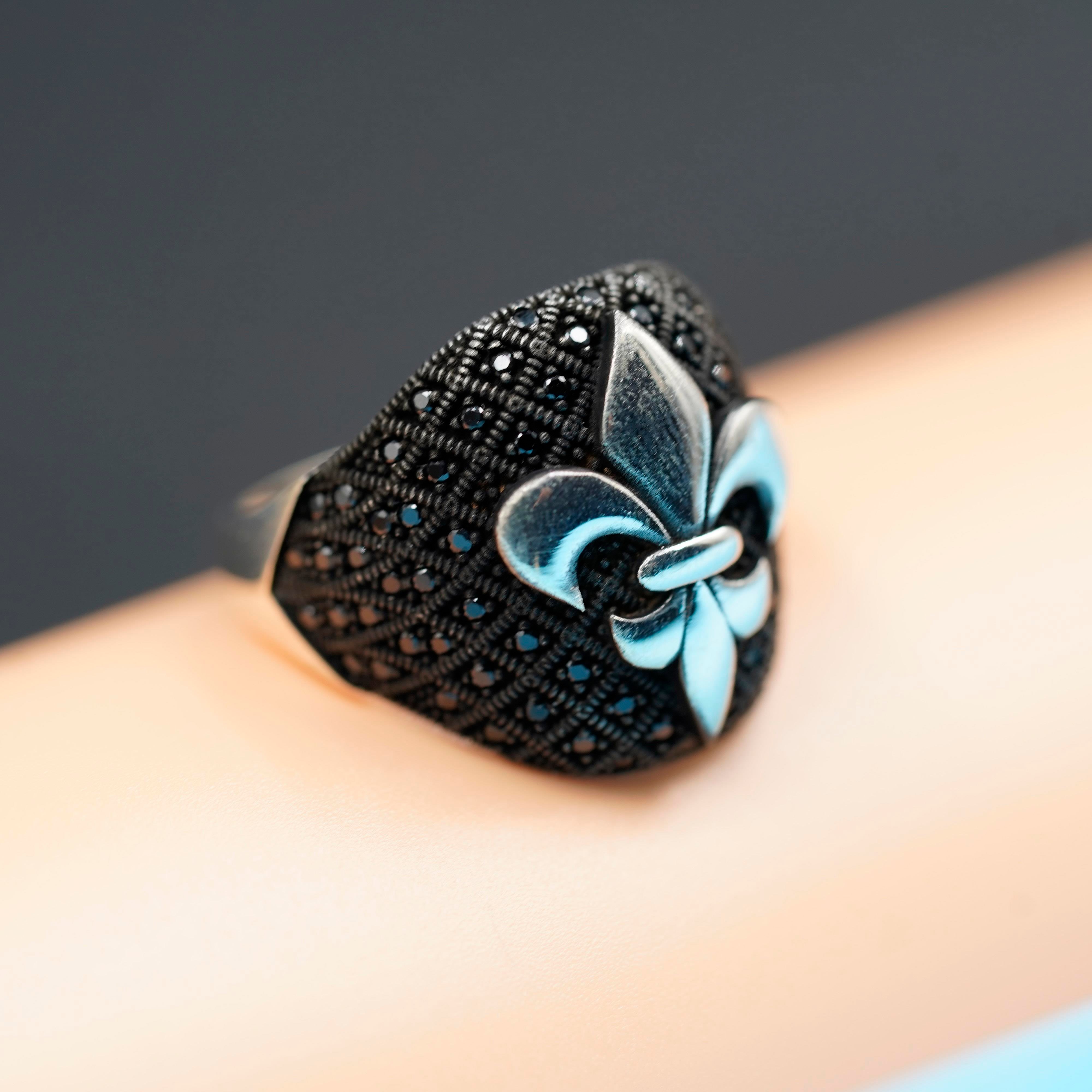 Luxury Lily Ring