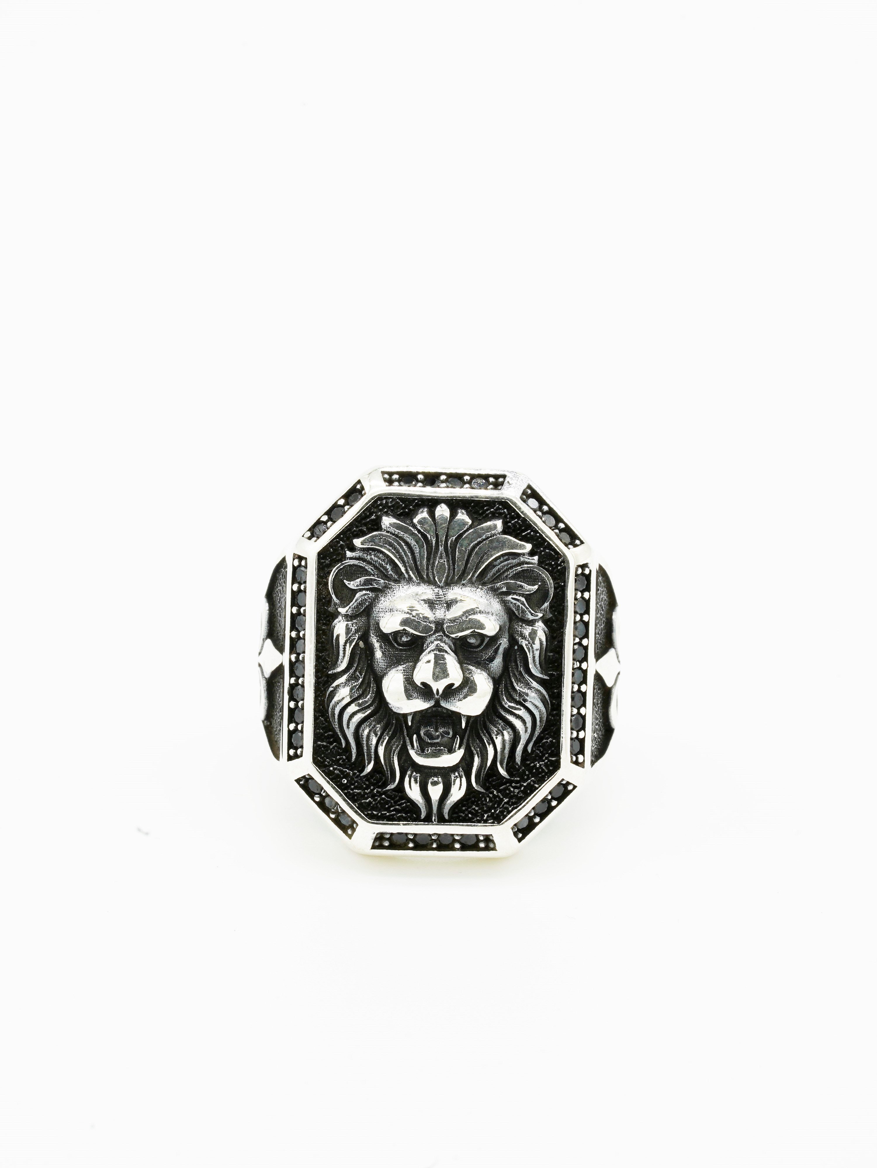 Luxury Lion Ring