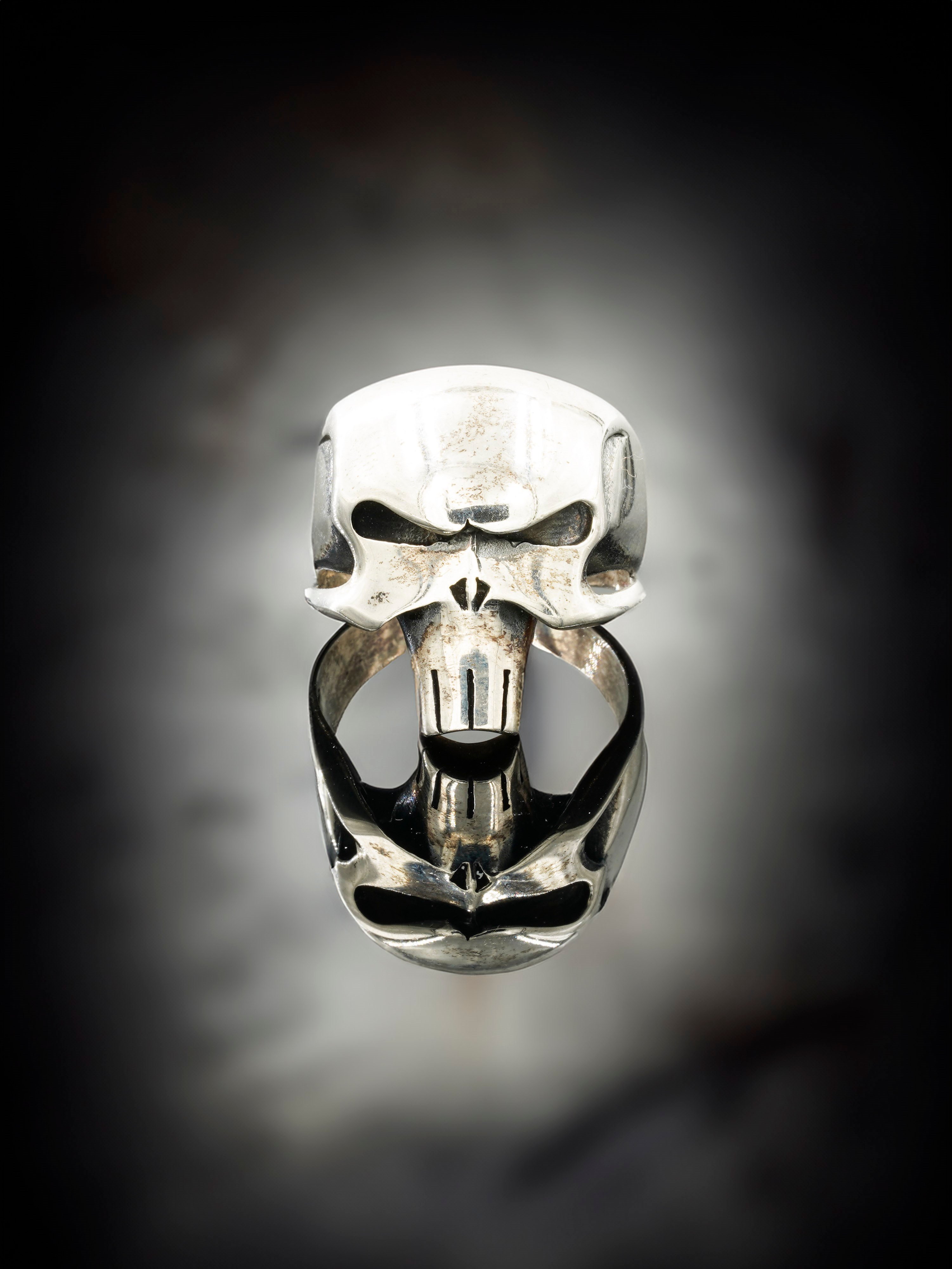 Luxury Skull Ring Design 2