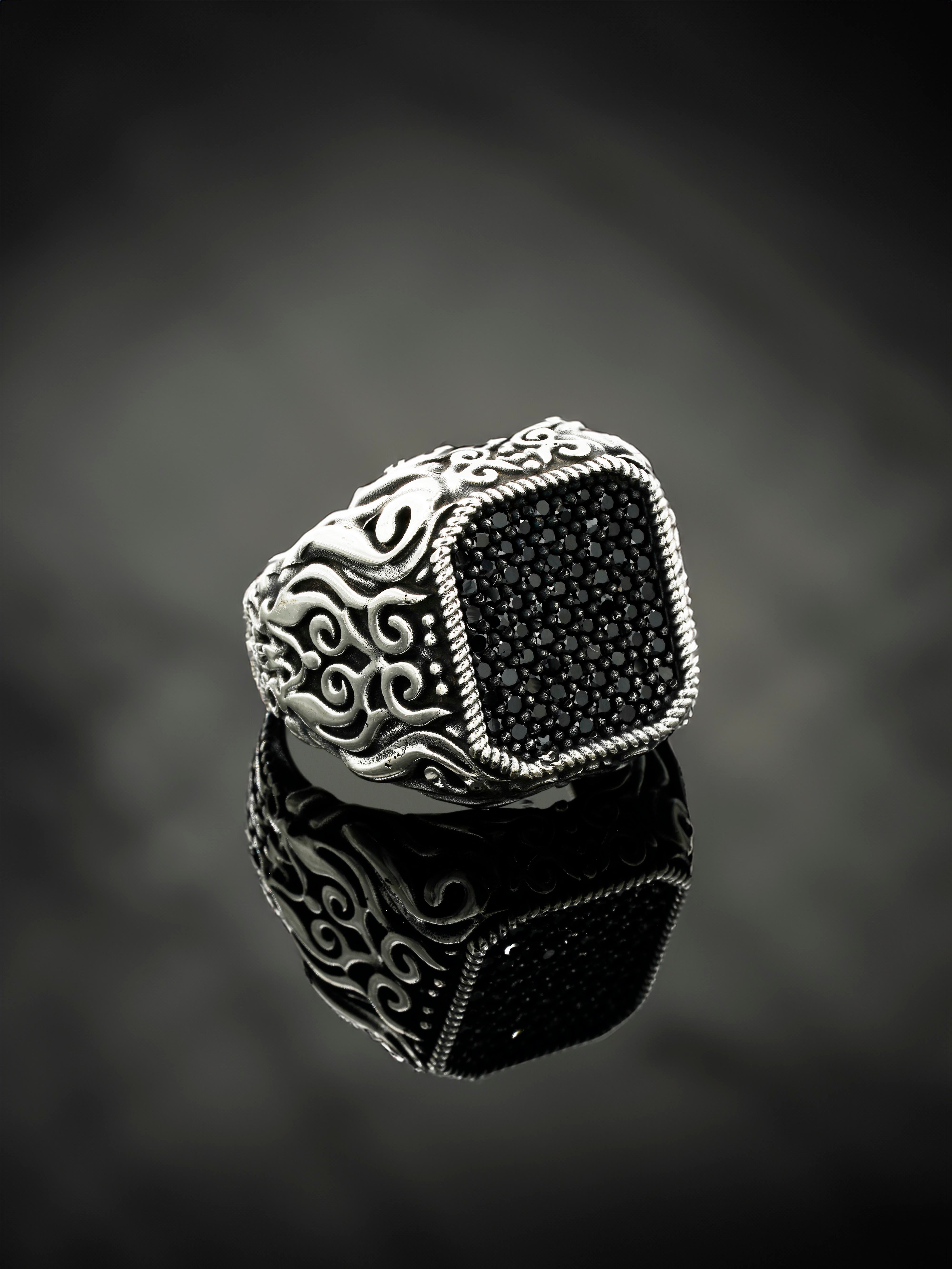 Luxury Stones Ring