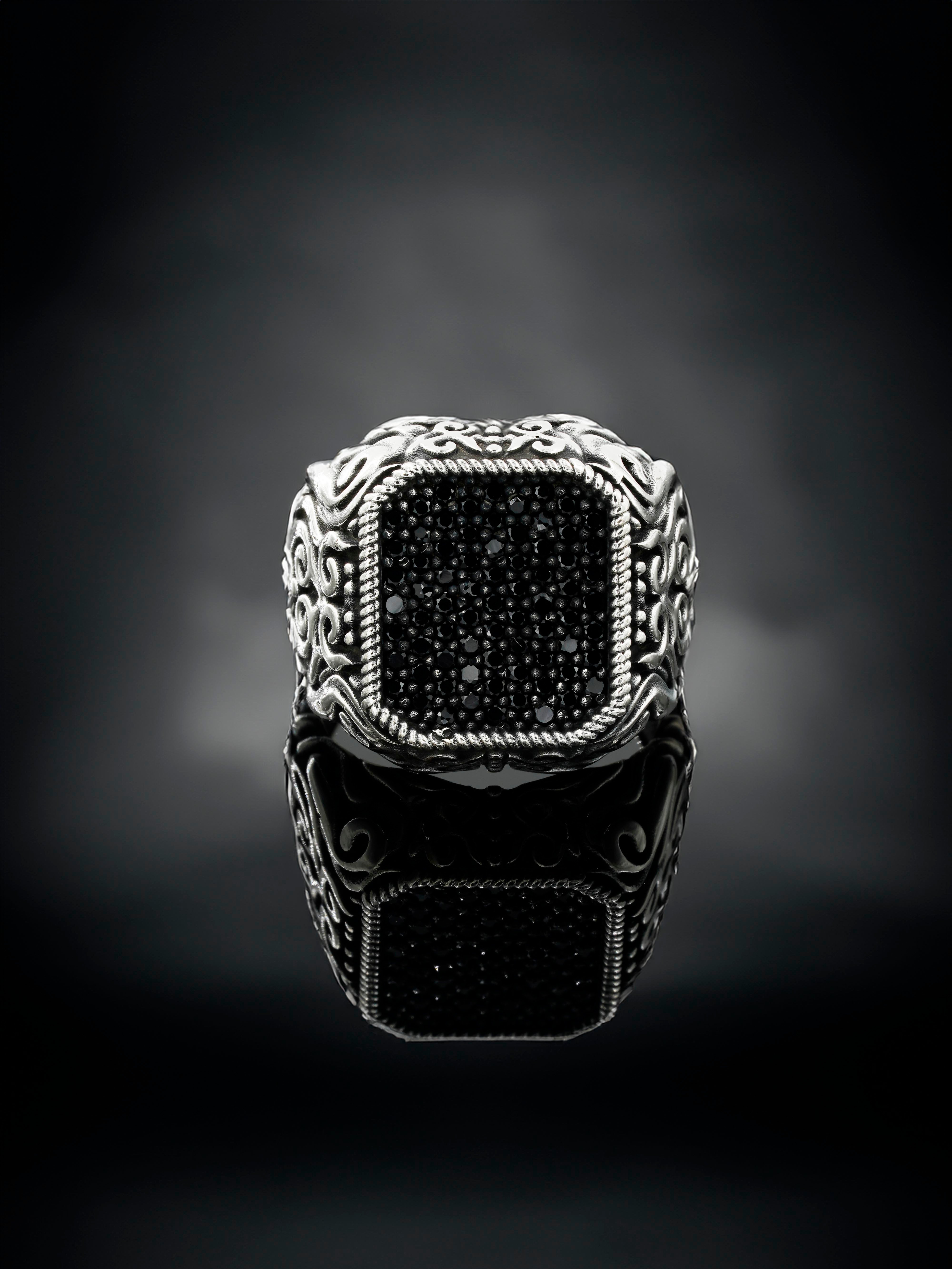 Luxury Stones Ring