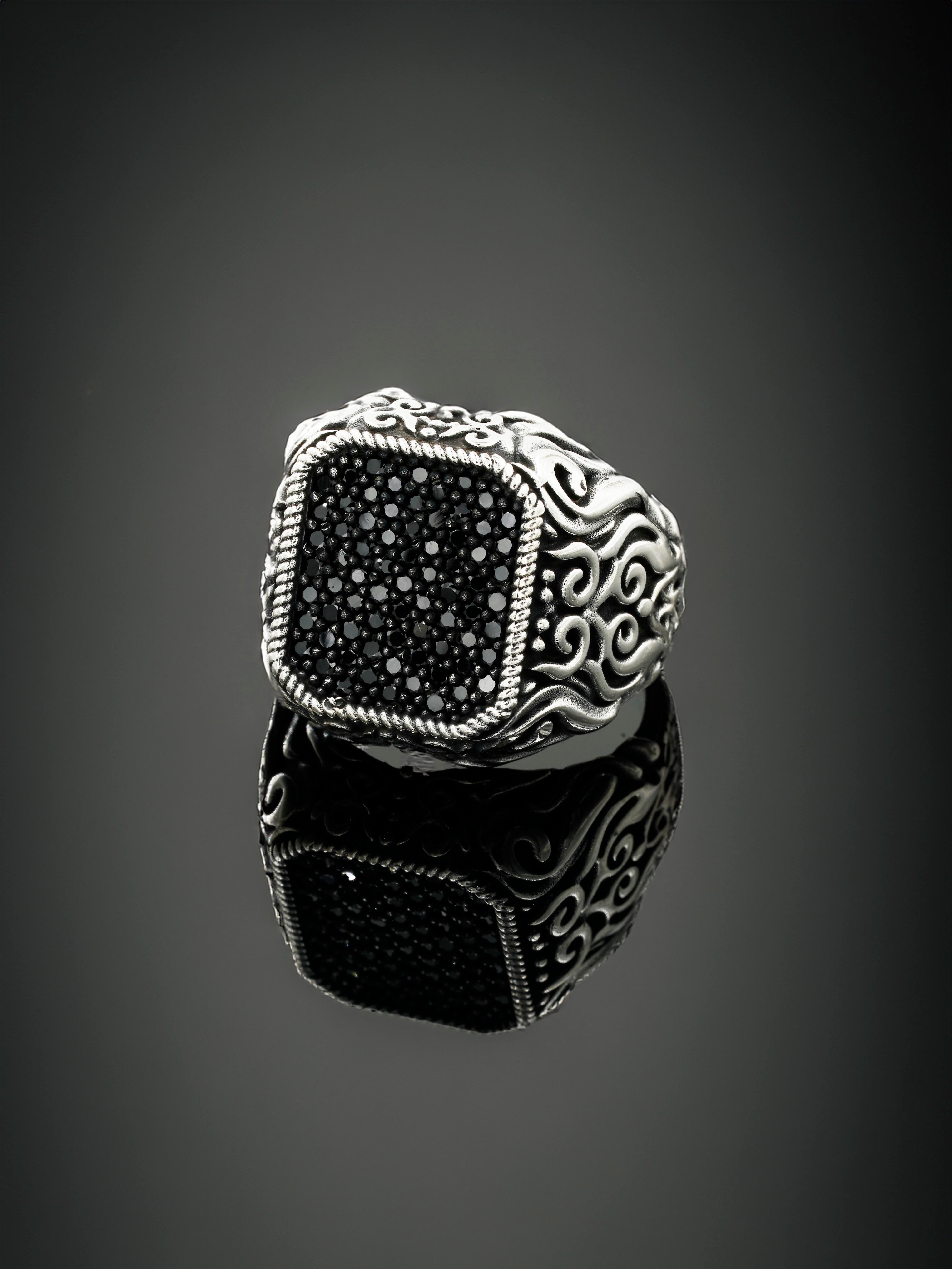Luxury Stones Ring