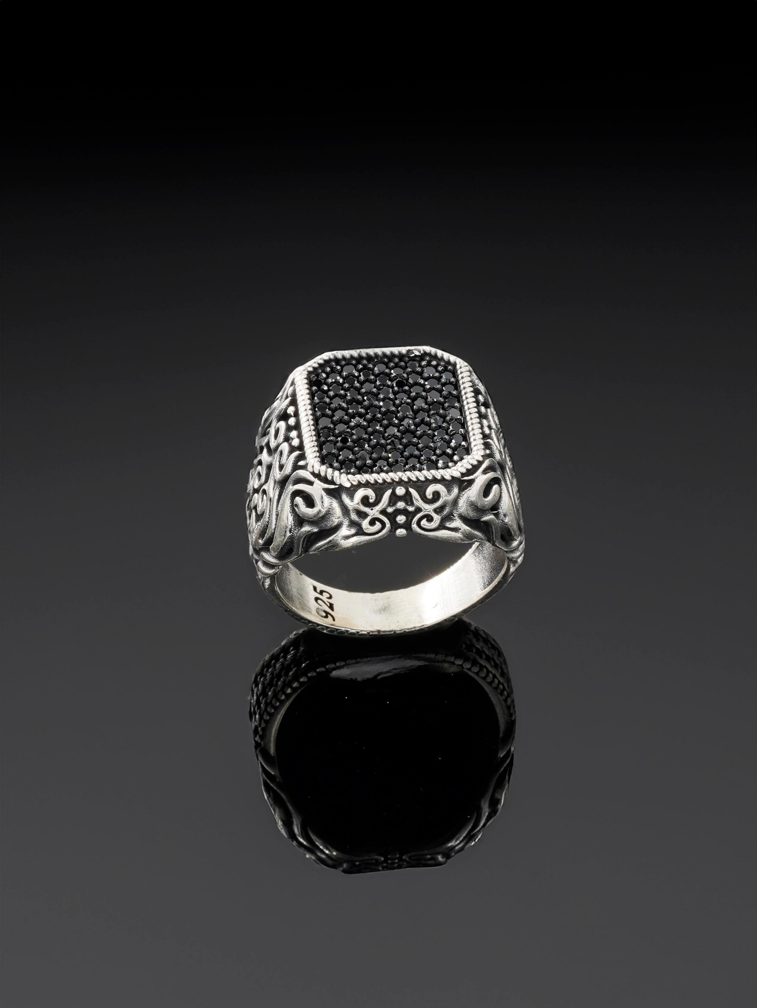 Luxury Stones Ring