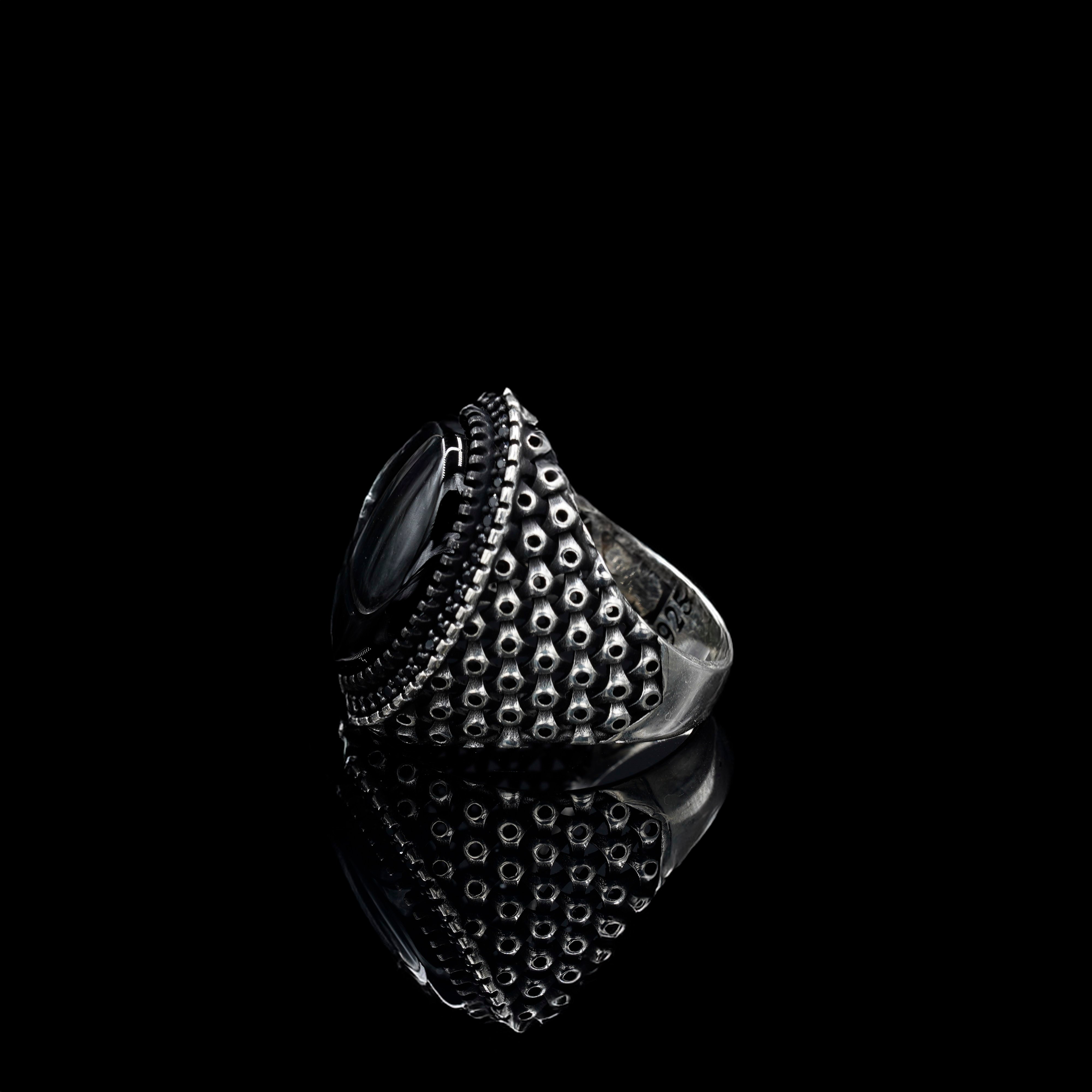 Luxury Trend Ring