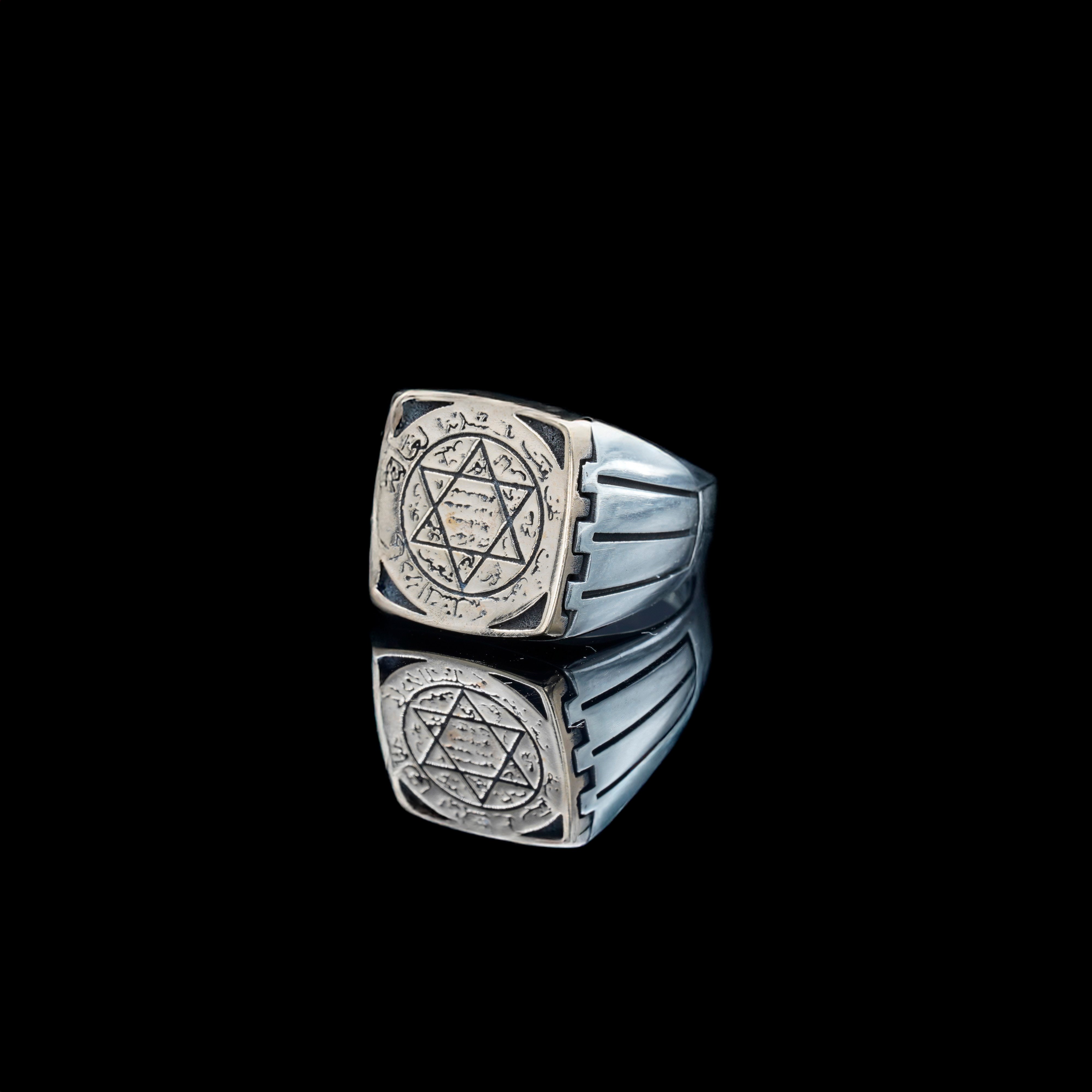Luxury White Stone Ring