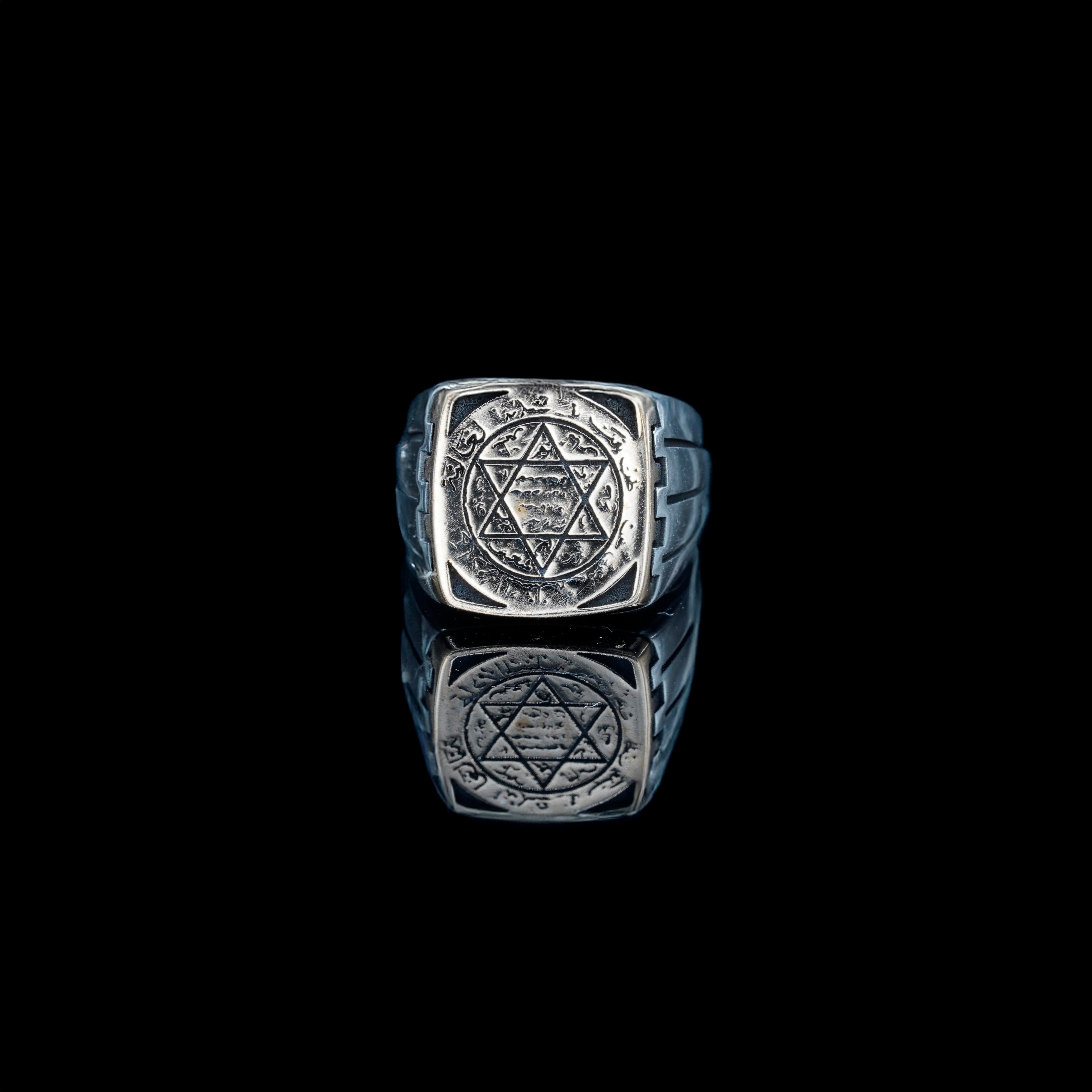 Luxury White Stone Ring