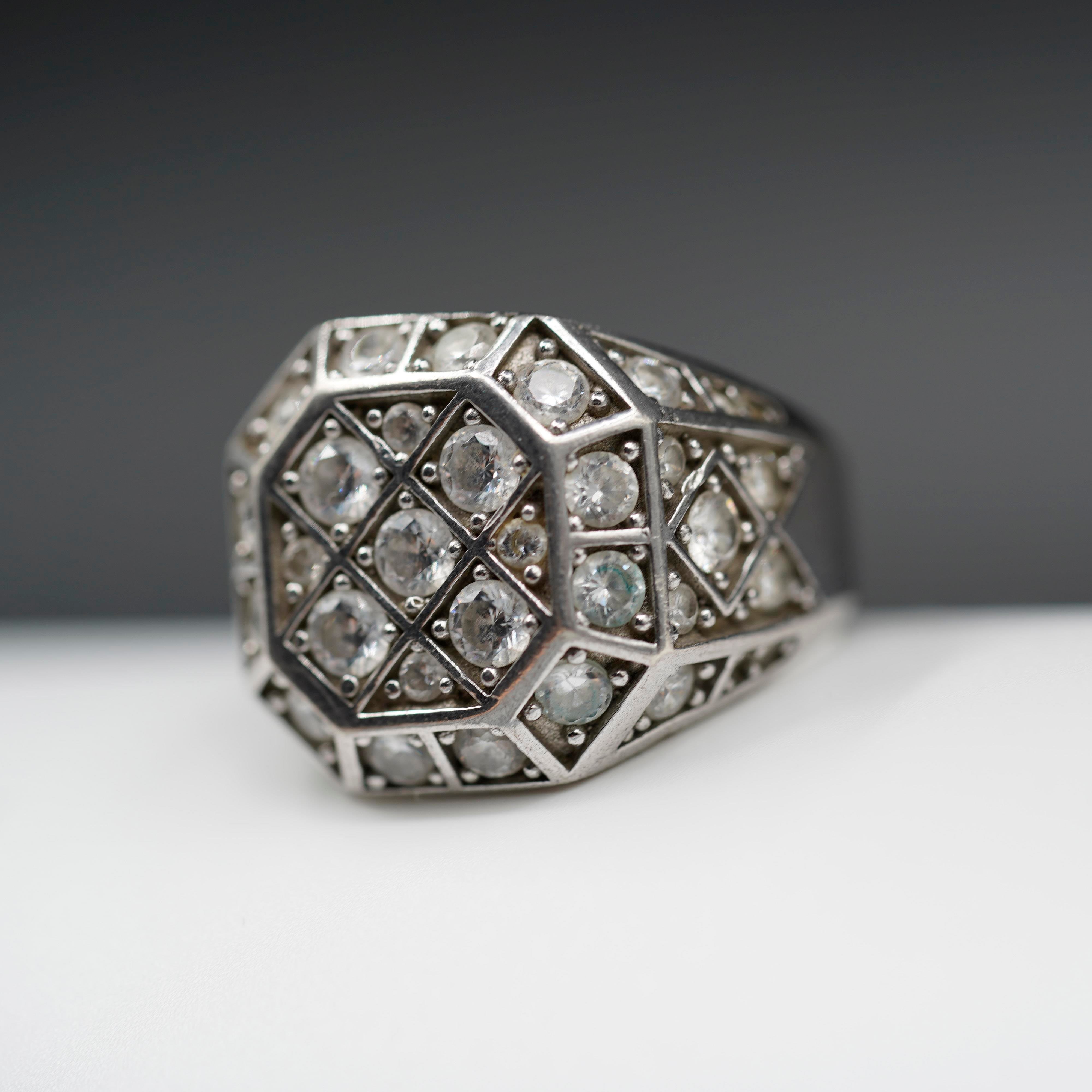Luxury White Stones Ring