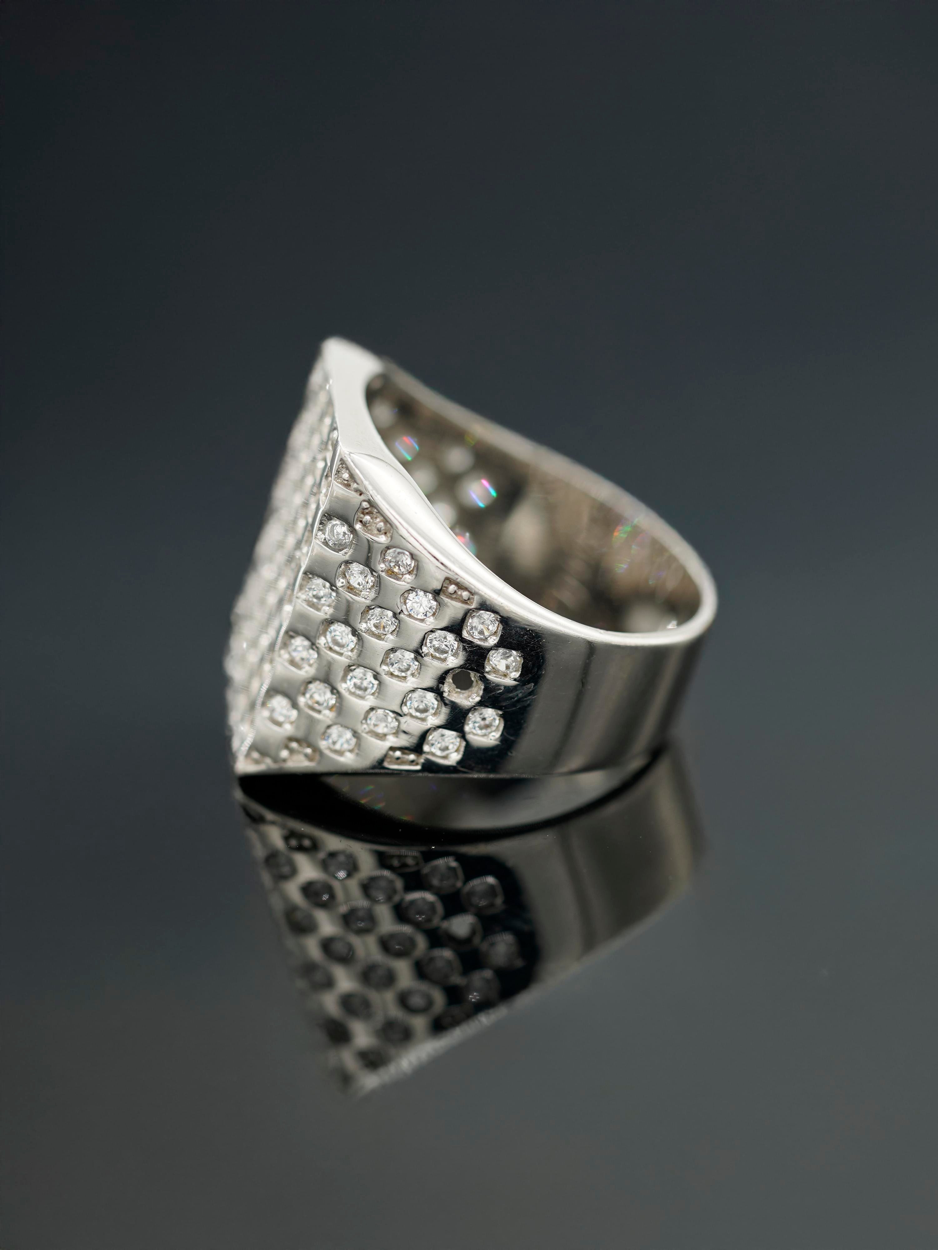 Luxury White Stones Square Ring