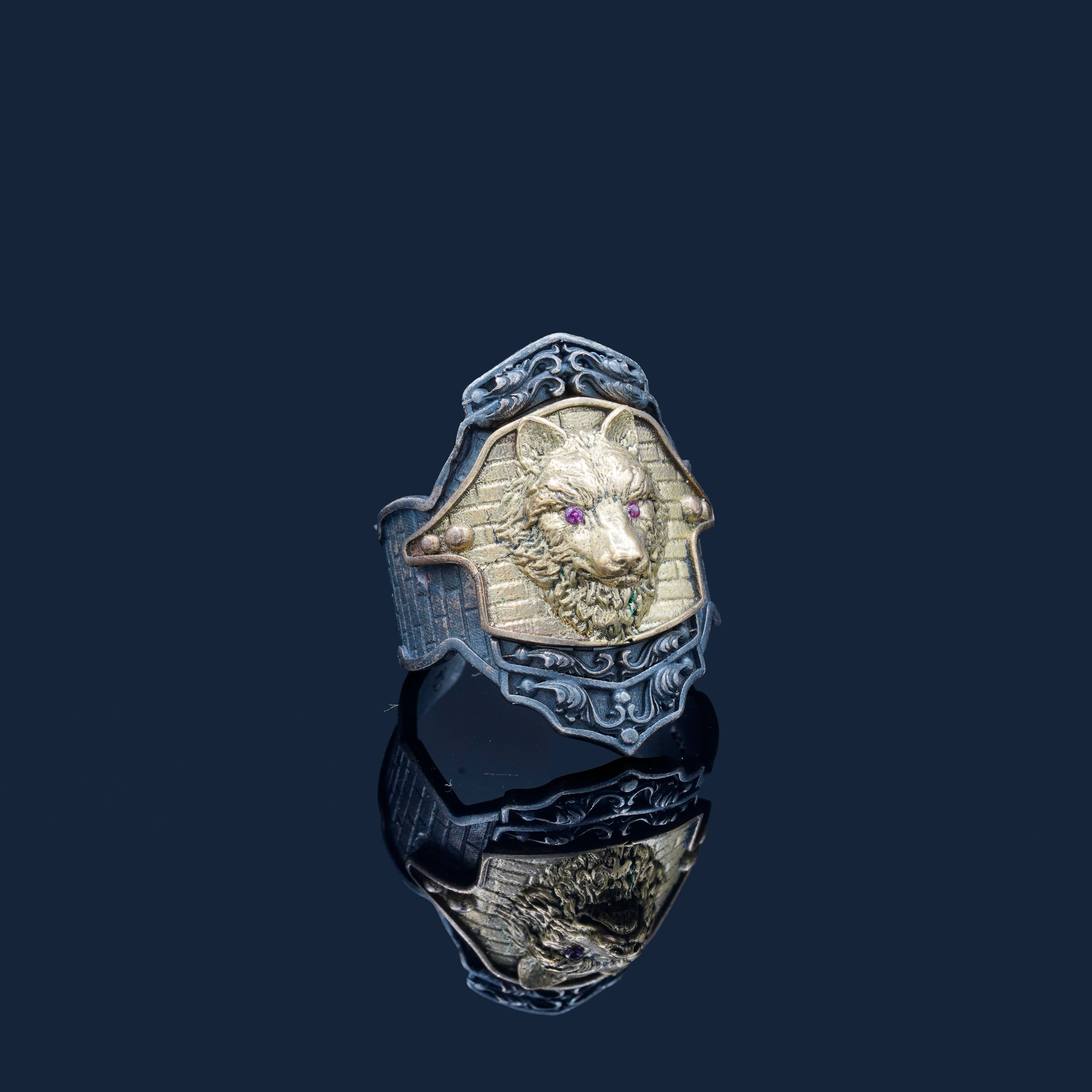 Luxury Wolf Oxidized Ring