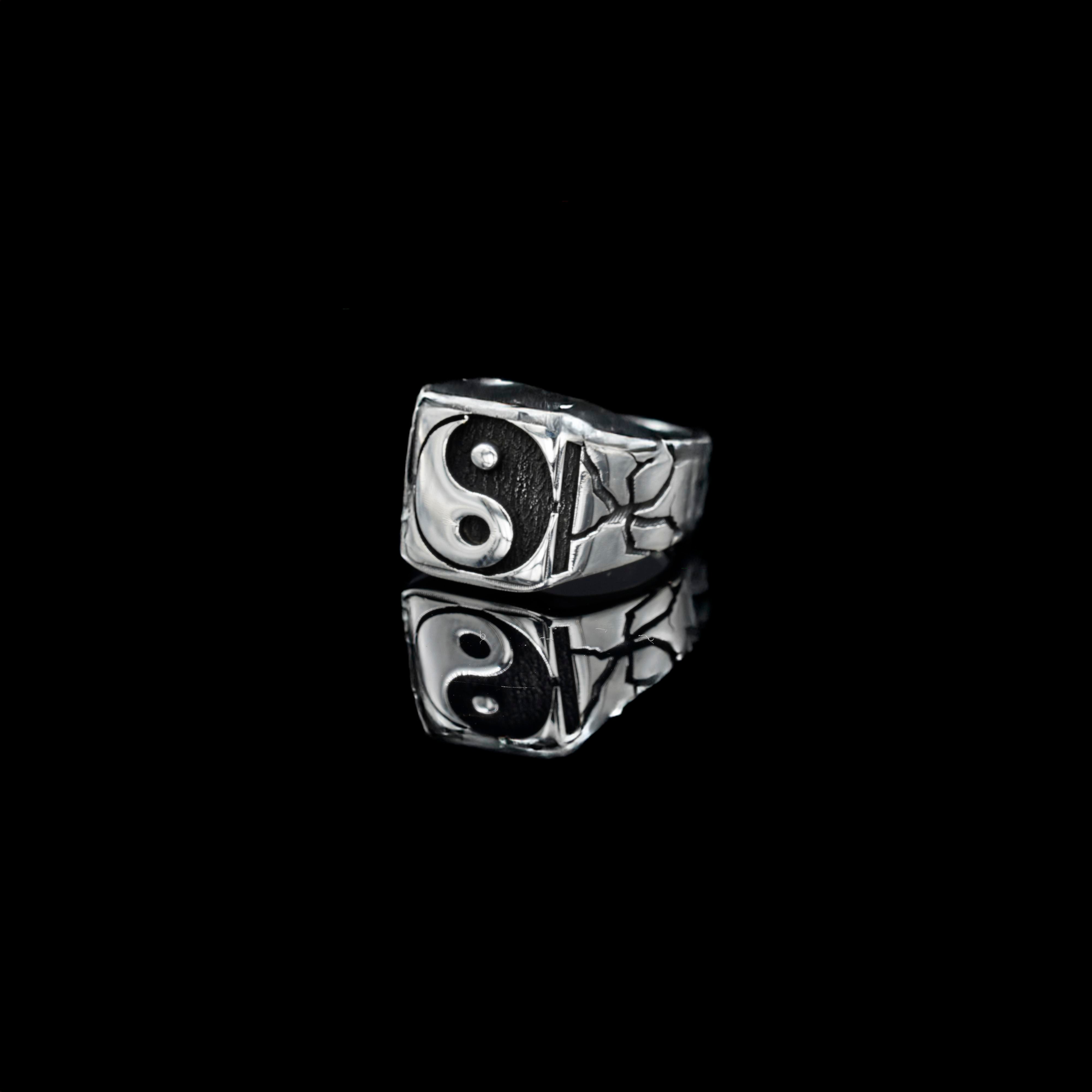 Luxury Ying Yang Ring