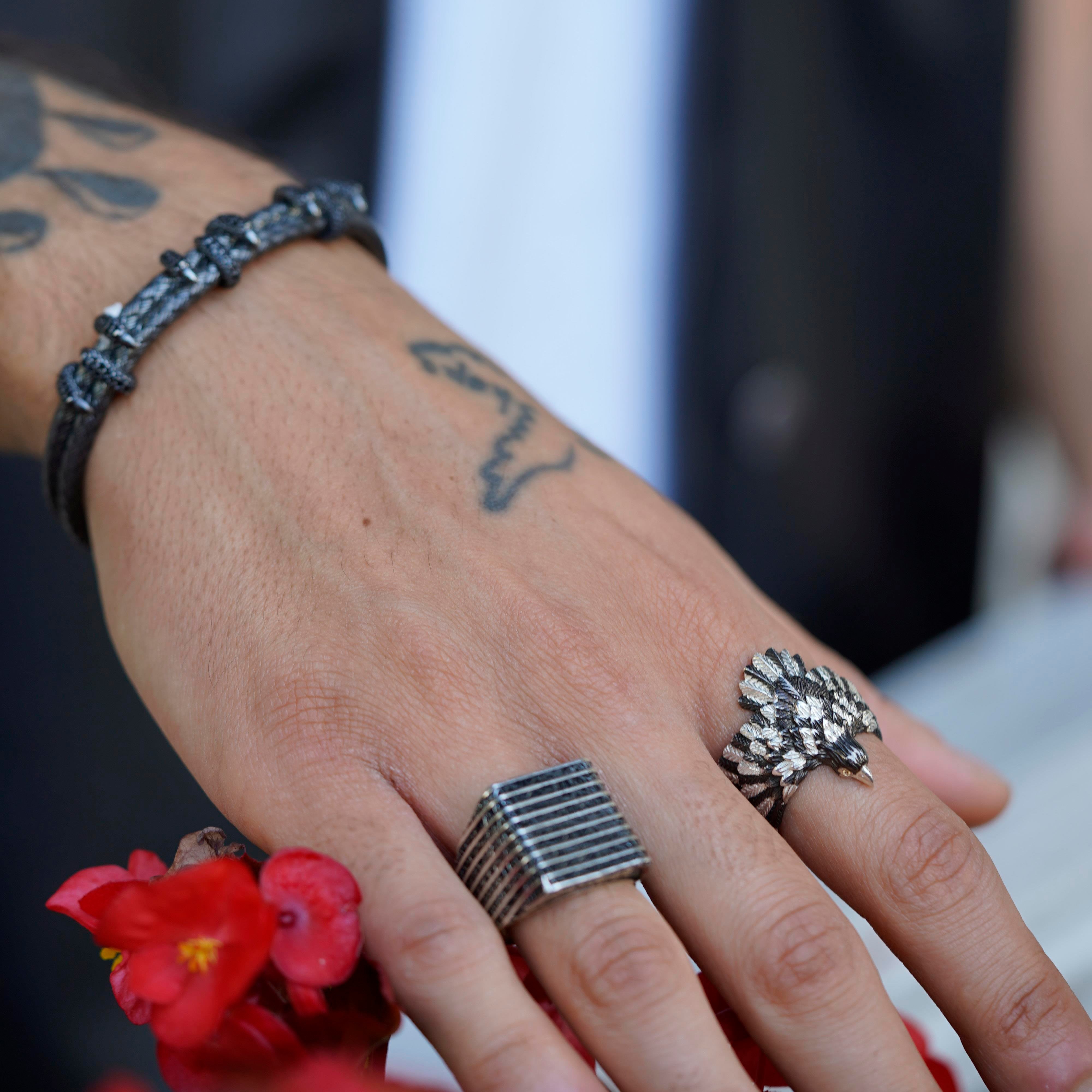 Premium Royal Claws