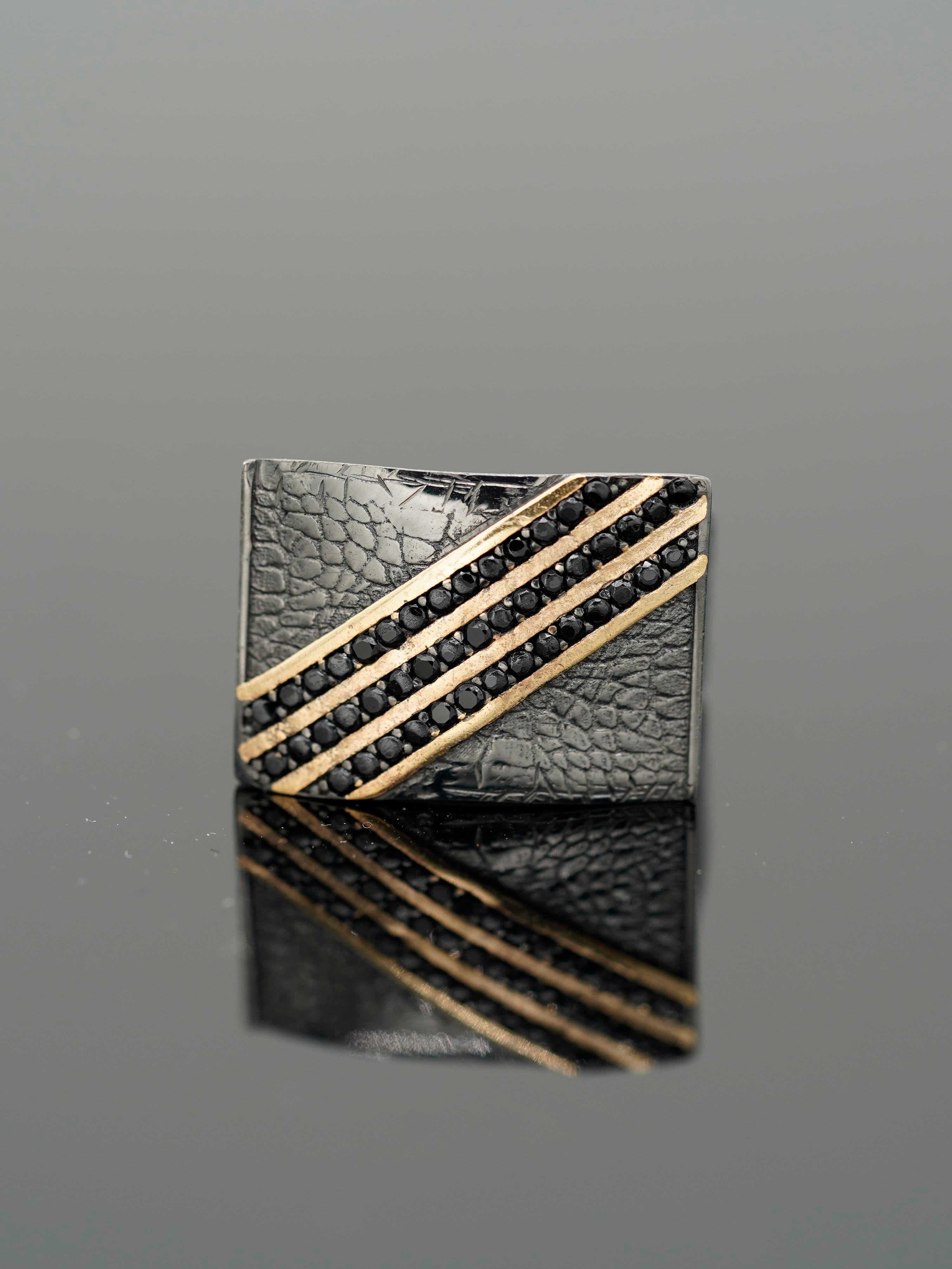 Premium World of Stones Ring