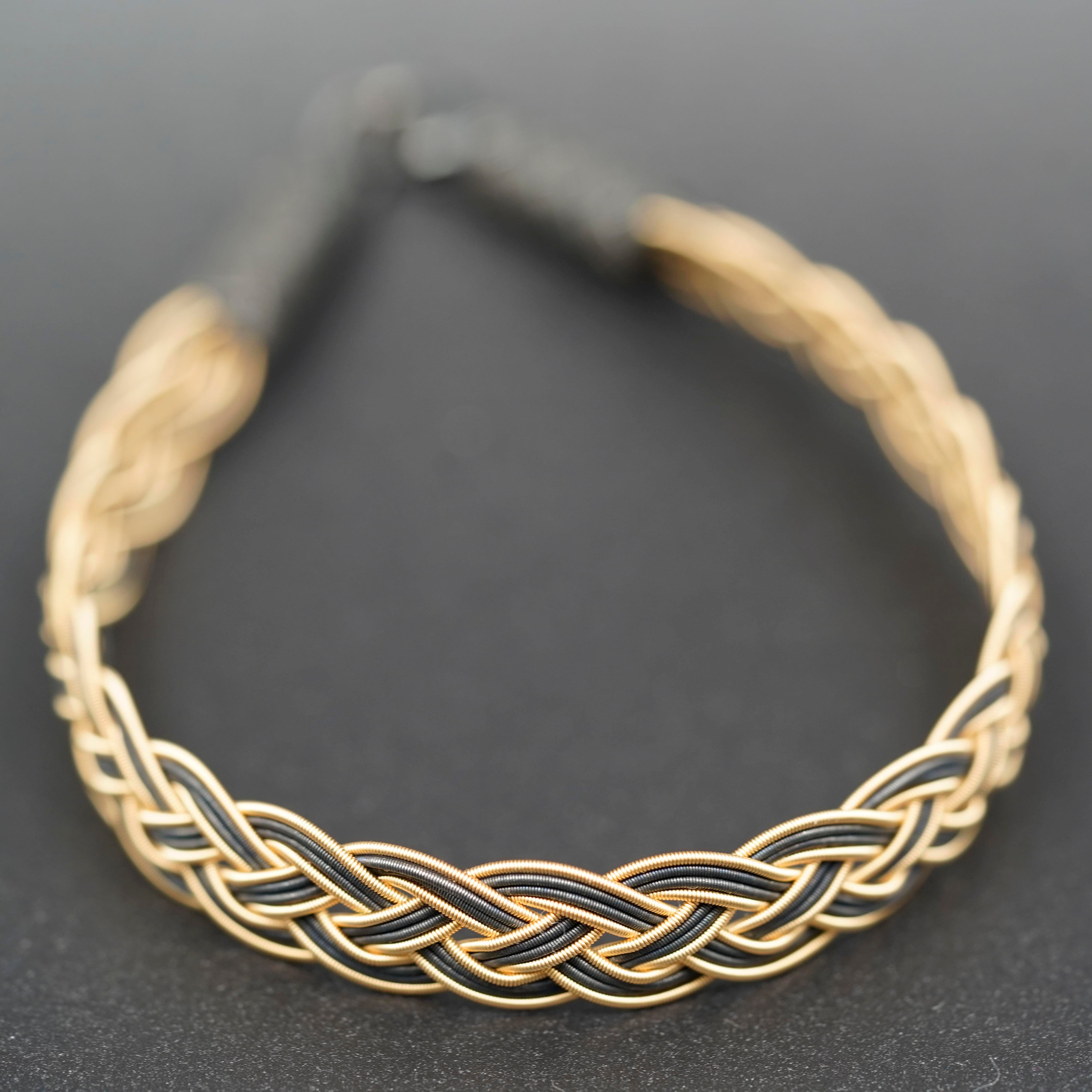 Royal Braid, Brave