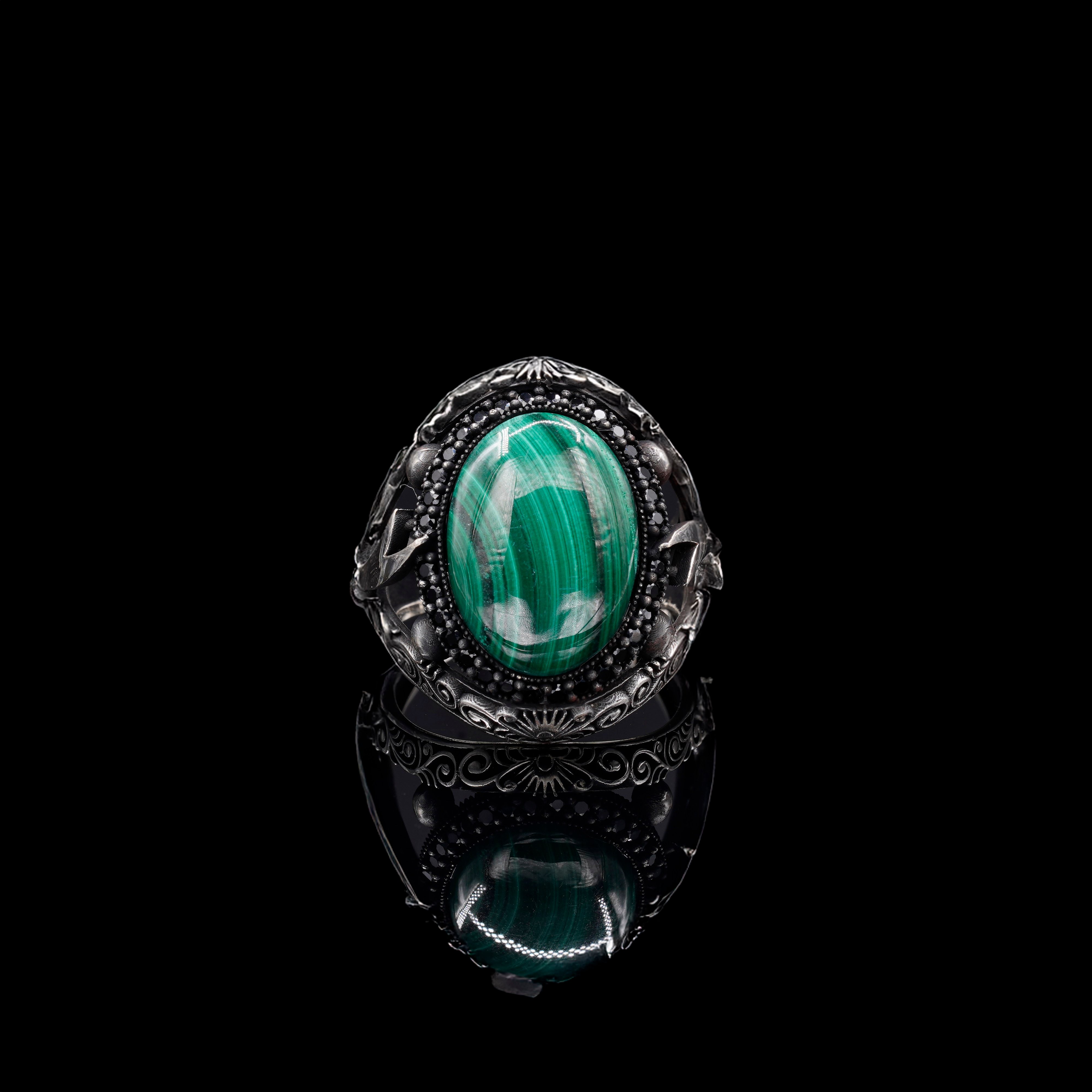 Unique Ring