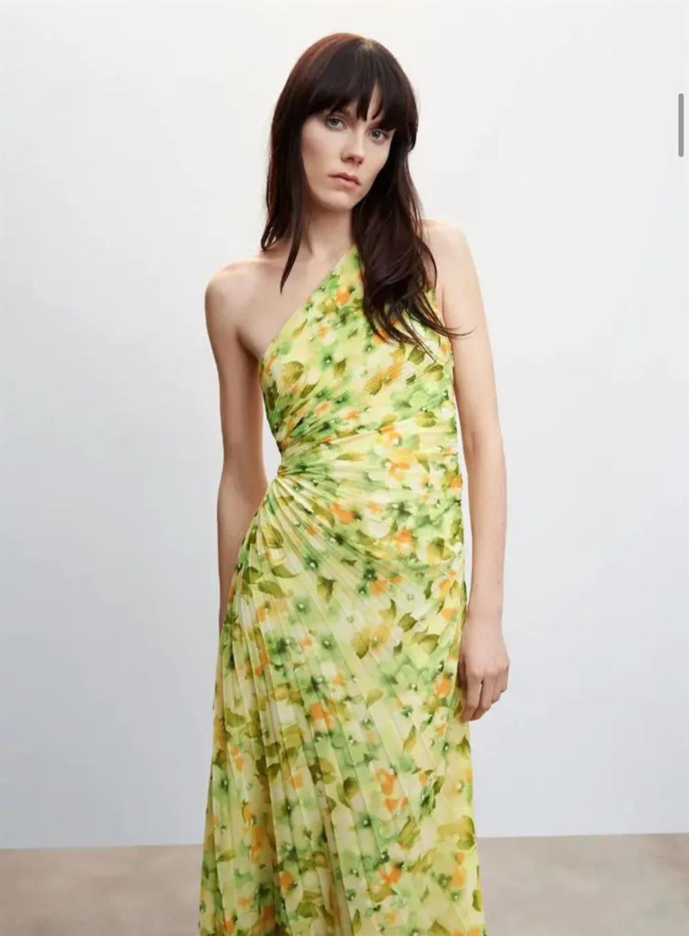 Asimetrik Kesim Pİliseli Floral Tasarım Elbise