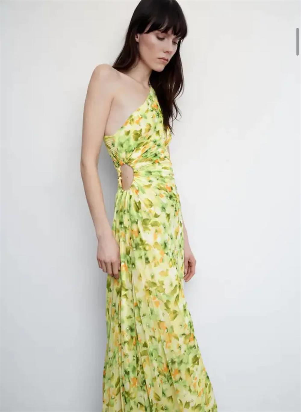 Asimetrik Kesim Pİliseli Floral Tasarım Elbise