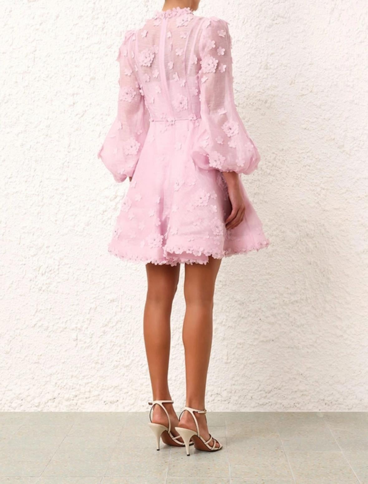 Pembe Aplikli Mini Tasarım Elbise