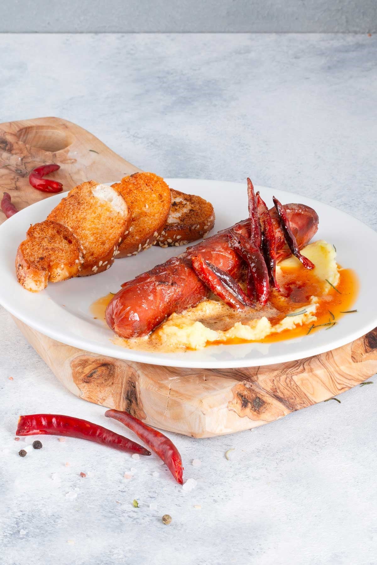 Bratwurst Acılı Sosis 5' li