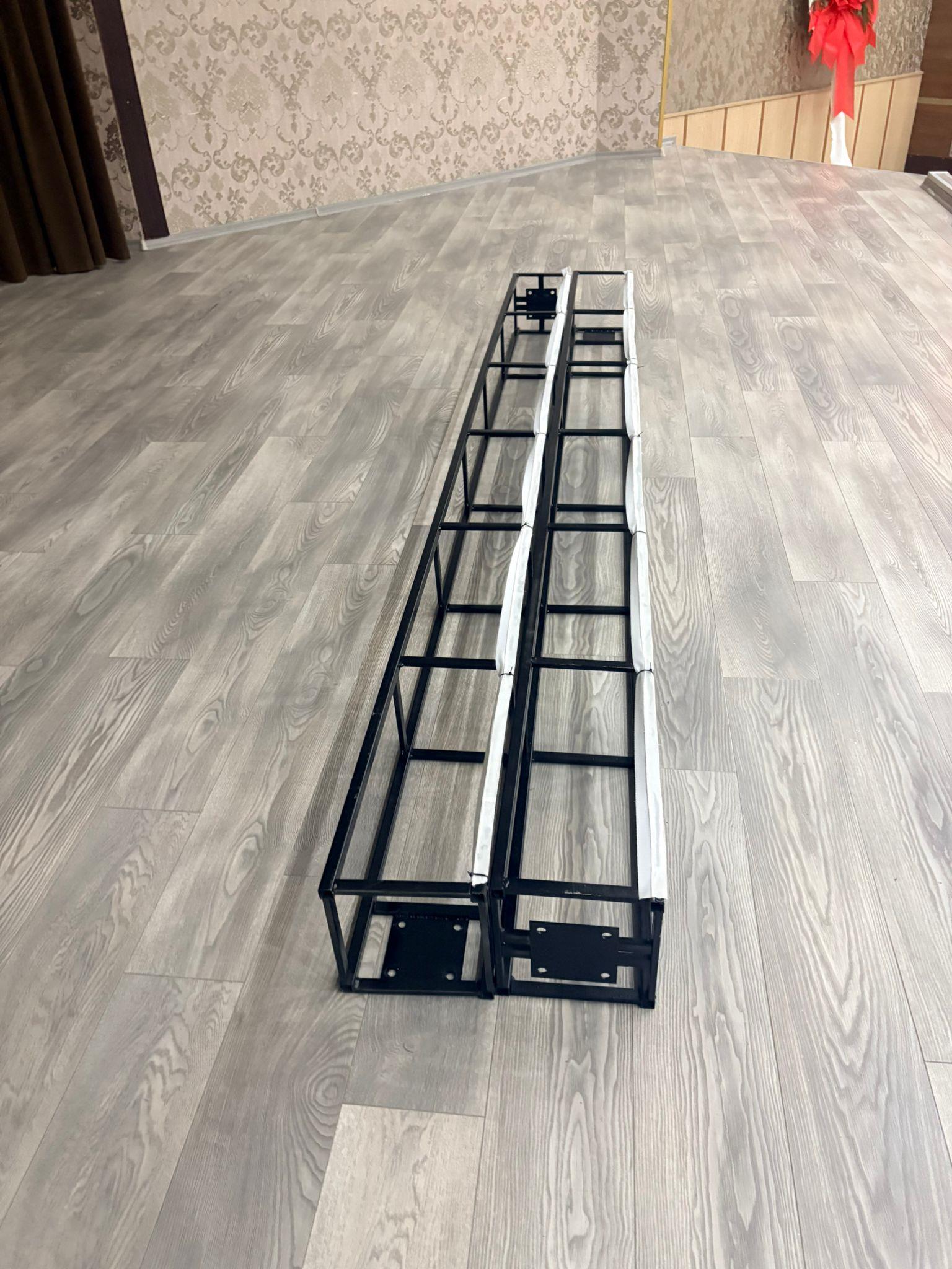 vinçli arka fon ve truss demiri  reklaml