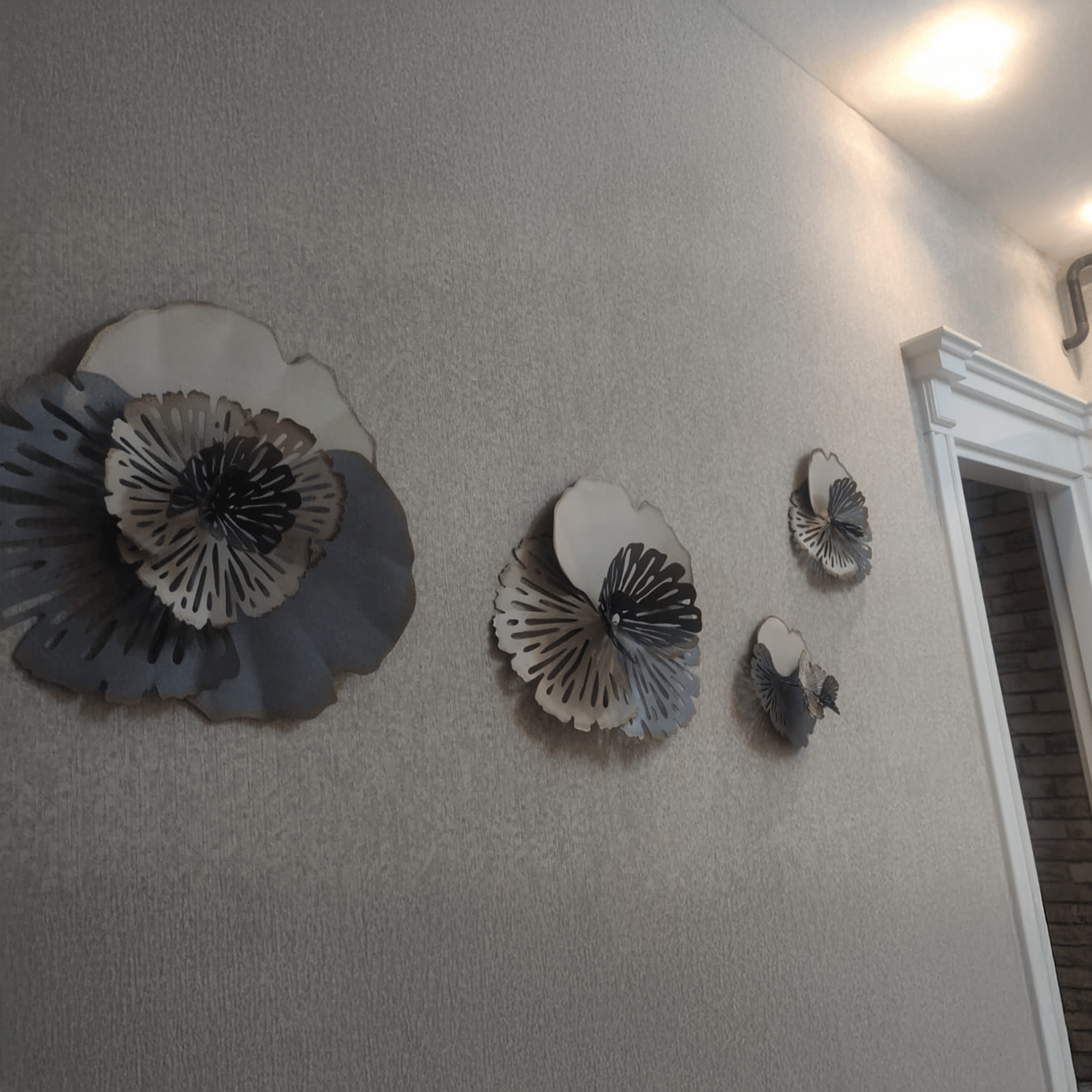 Semra Y. İçin Özel Üretilmiş, Antrasit Renkli, 4 Parça Metal Tablo Seti